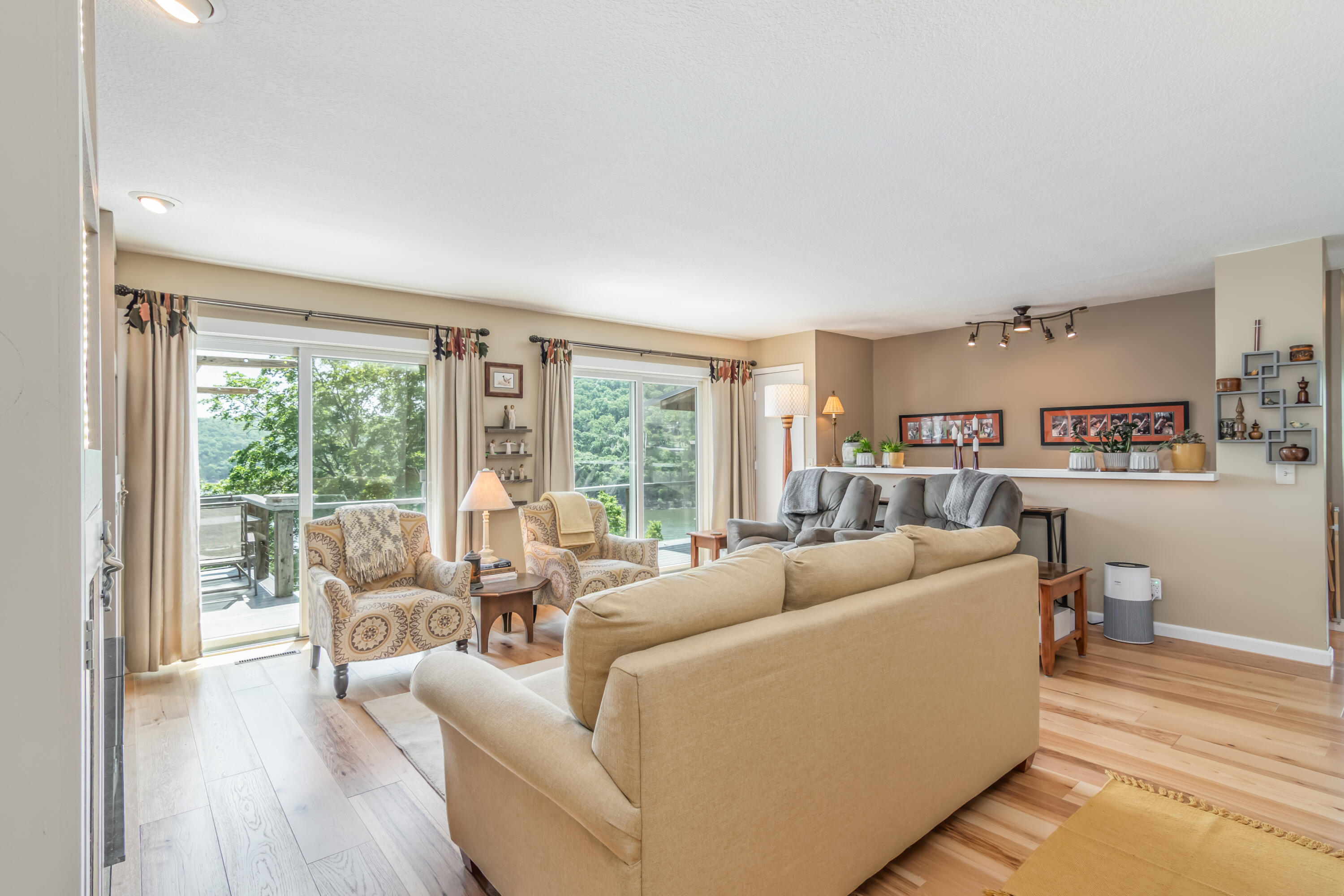 102 Garden Lane Property Photo 19