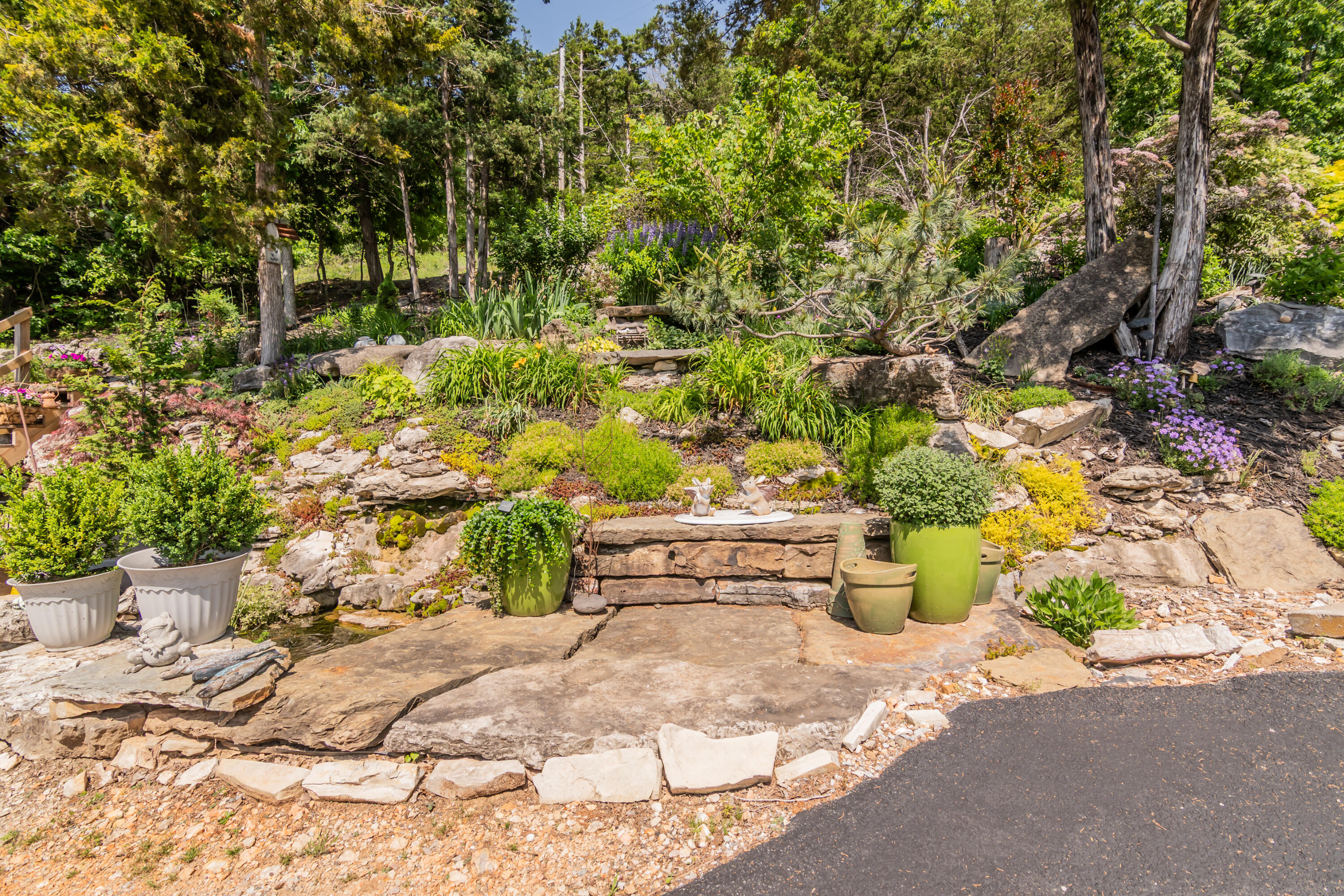 102 Garden Lane Property Photo 39