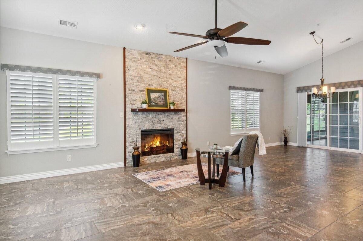 208 Rue De Villas Circle Property Photo 1