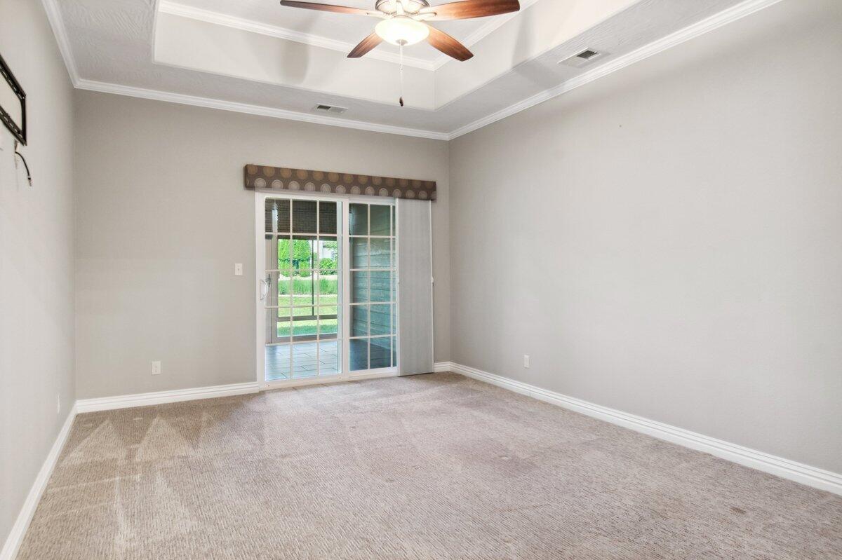 208 Rue De Villas Circle Property Photo 18