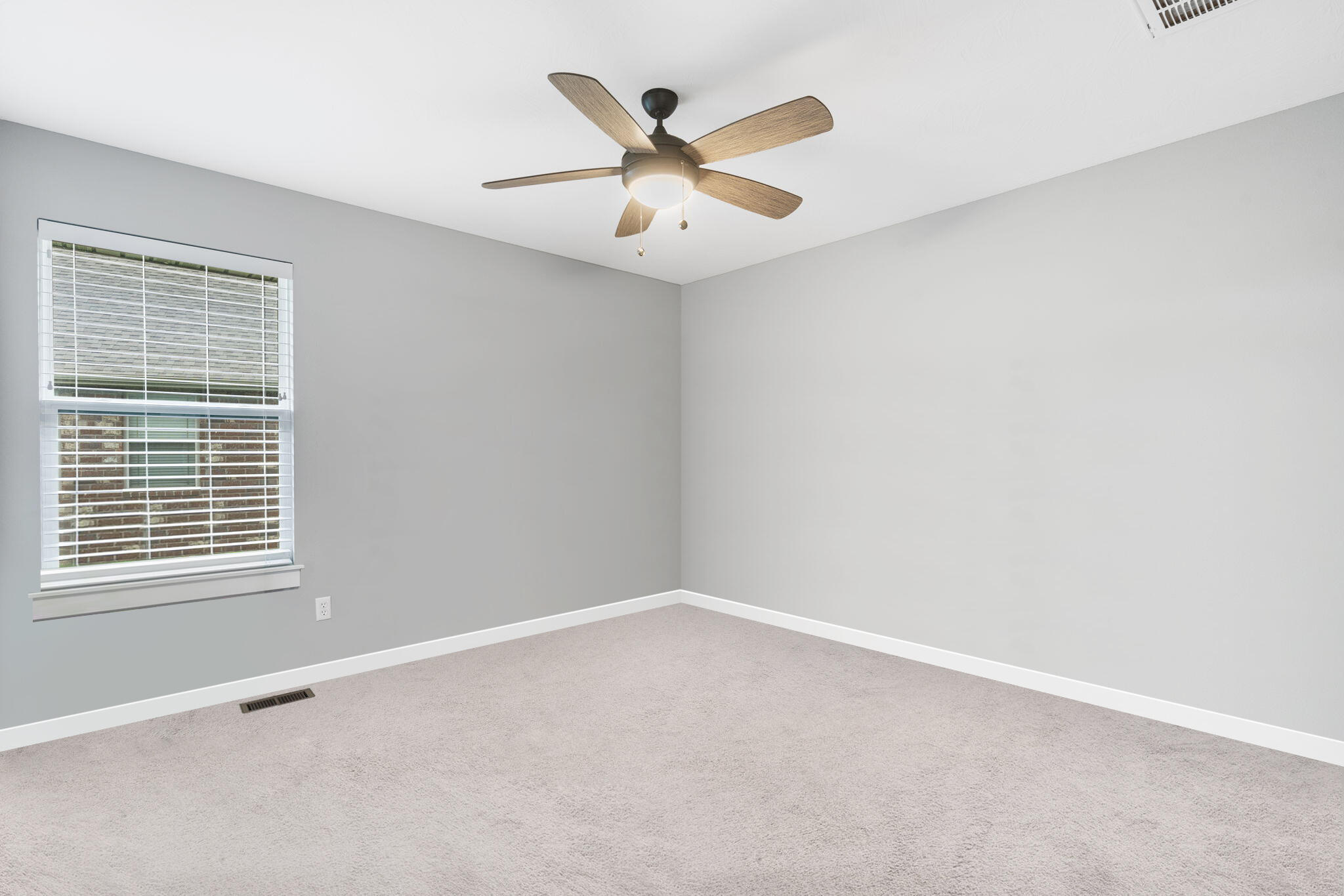 1816 North Bristol Avenue Property Photo 28