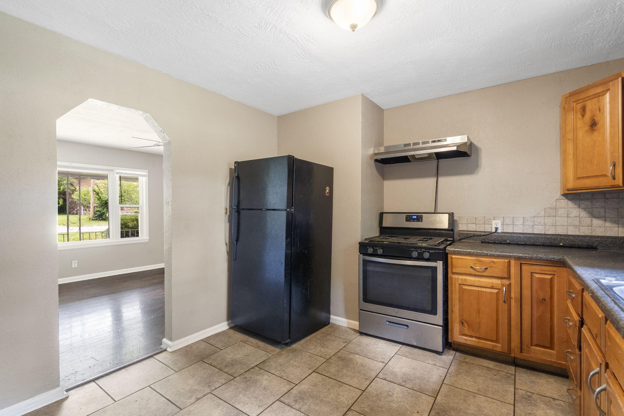 518 West Catalpa Street Property Photo 10