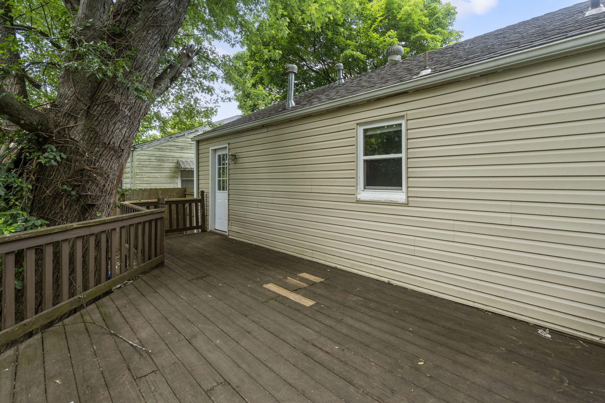 518 West Catalpa Street Property Photo 20