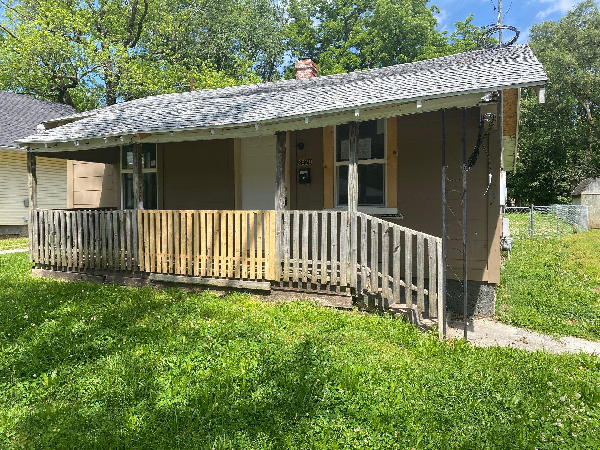 2628 North Kellett Avenue Property Photo 1