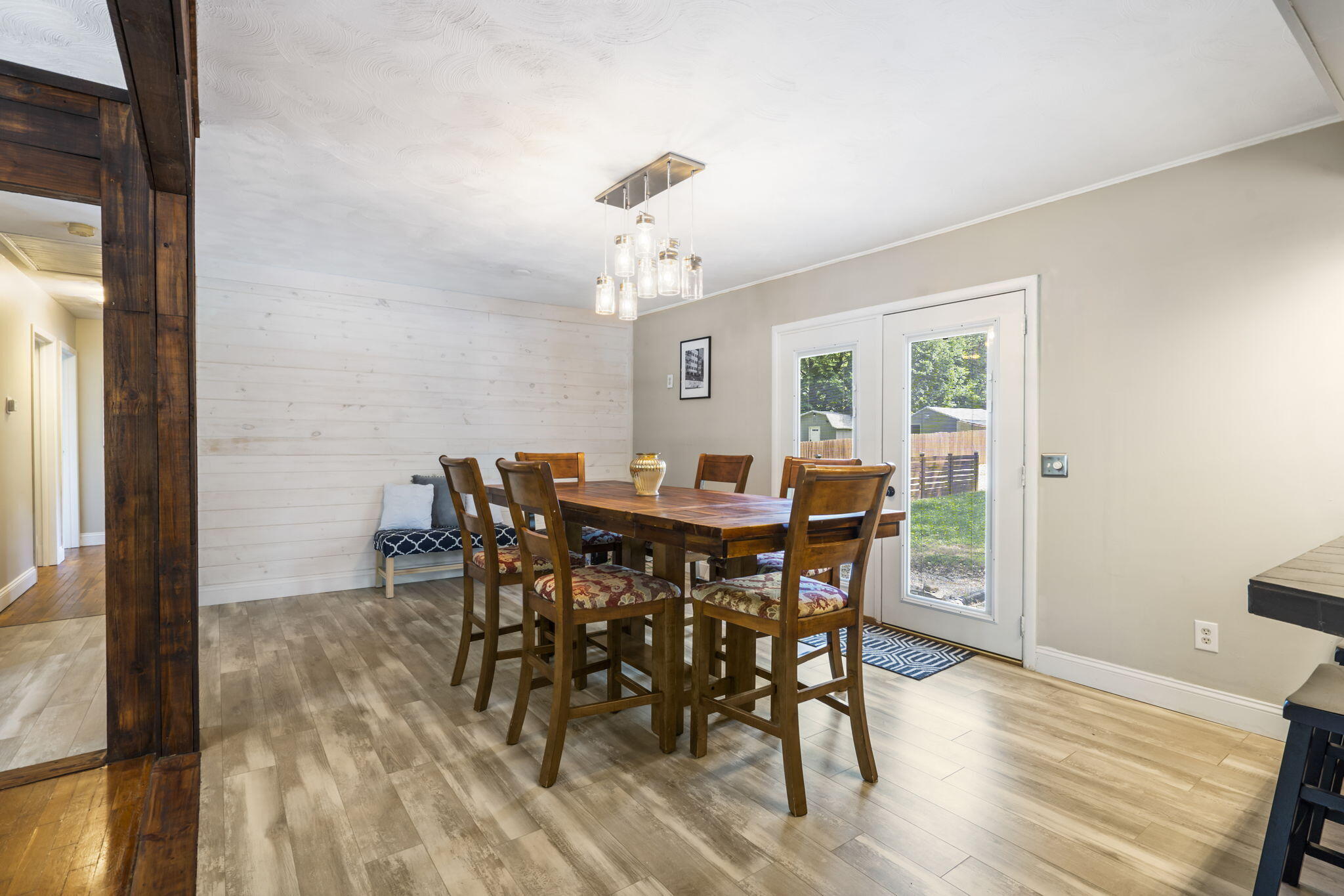 3430 South Elmview Avenue Property Photo 8