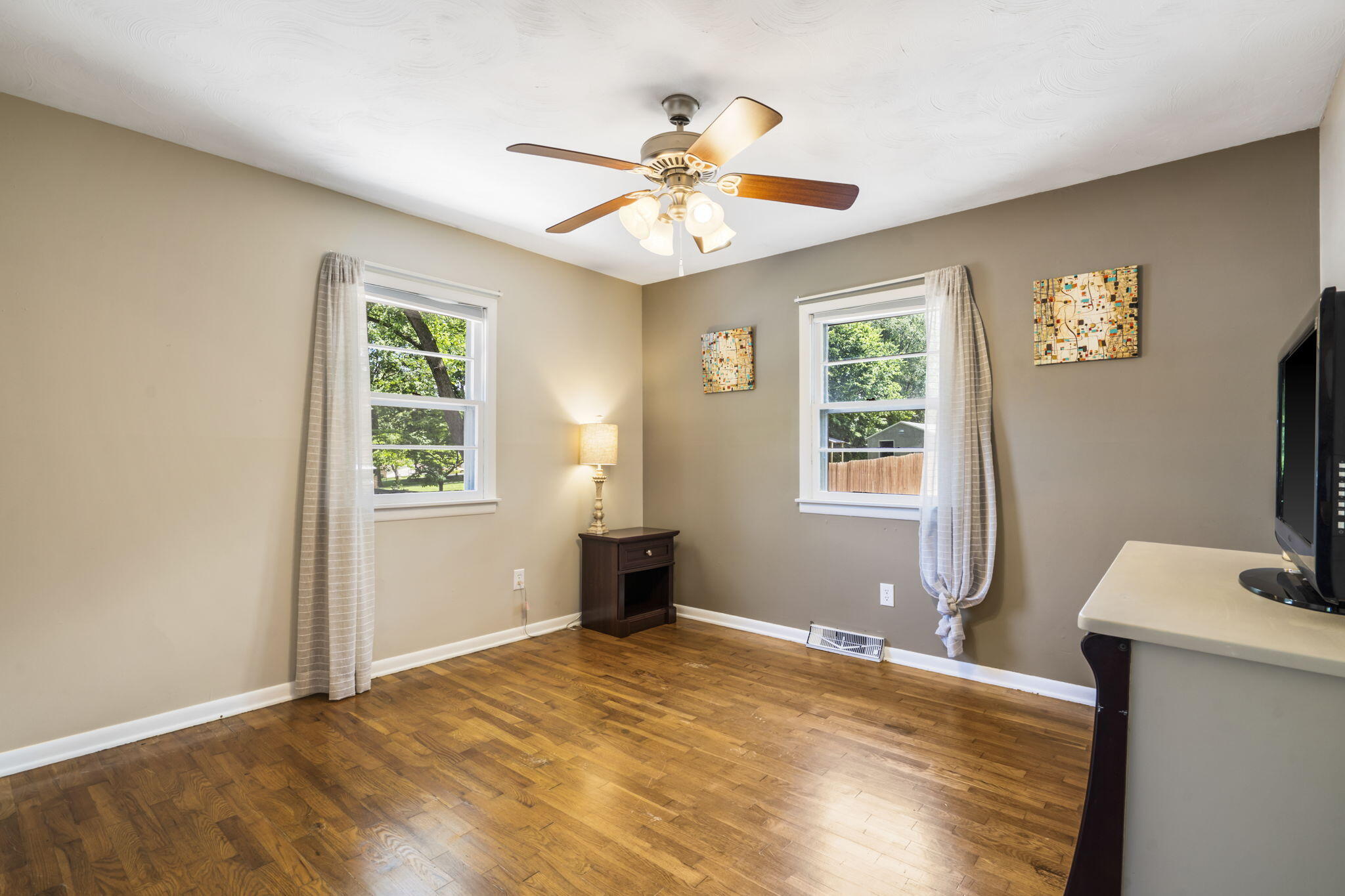 3430 South Elmview Avenue Property Photo 17