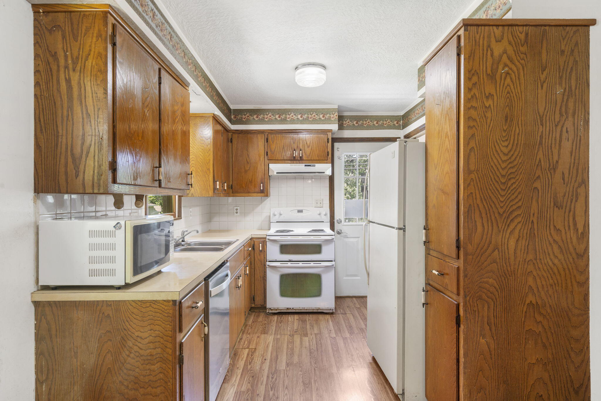 2528 West High Street Property Photo 11
