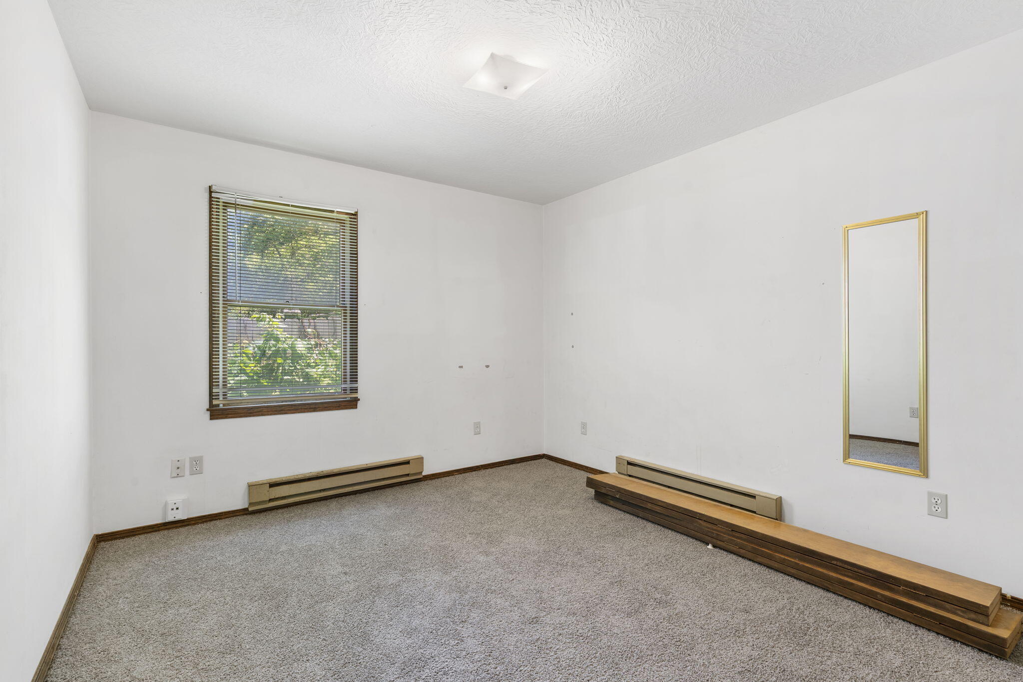 2528 West High Street Property Photo 22