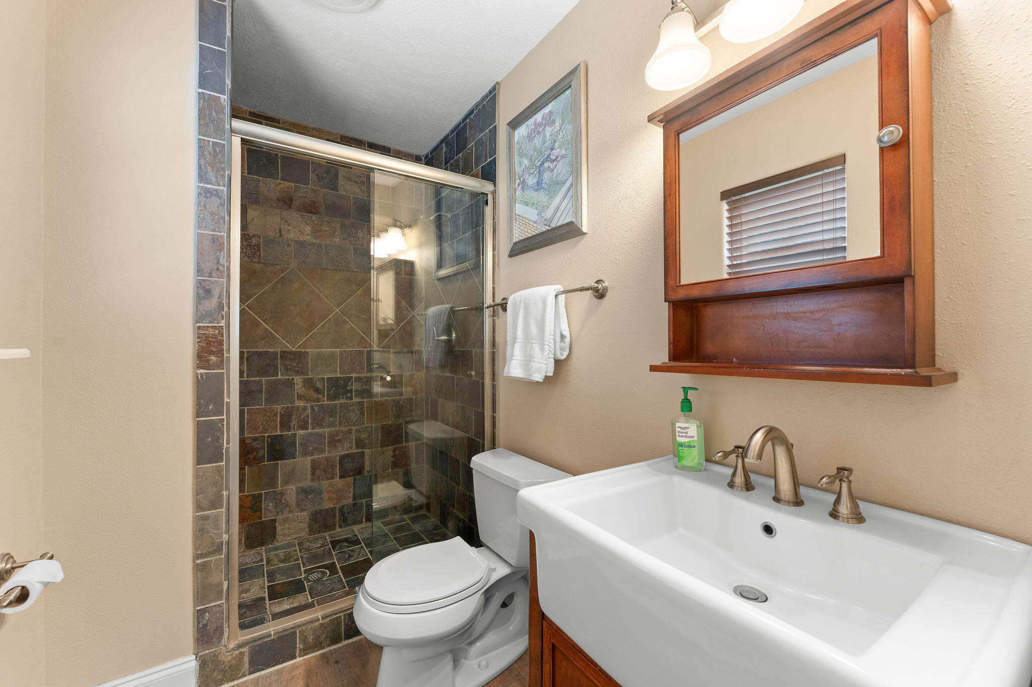 721 Shore Road Property Photo 8