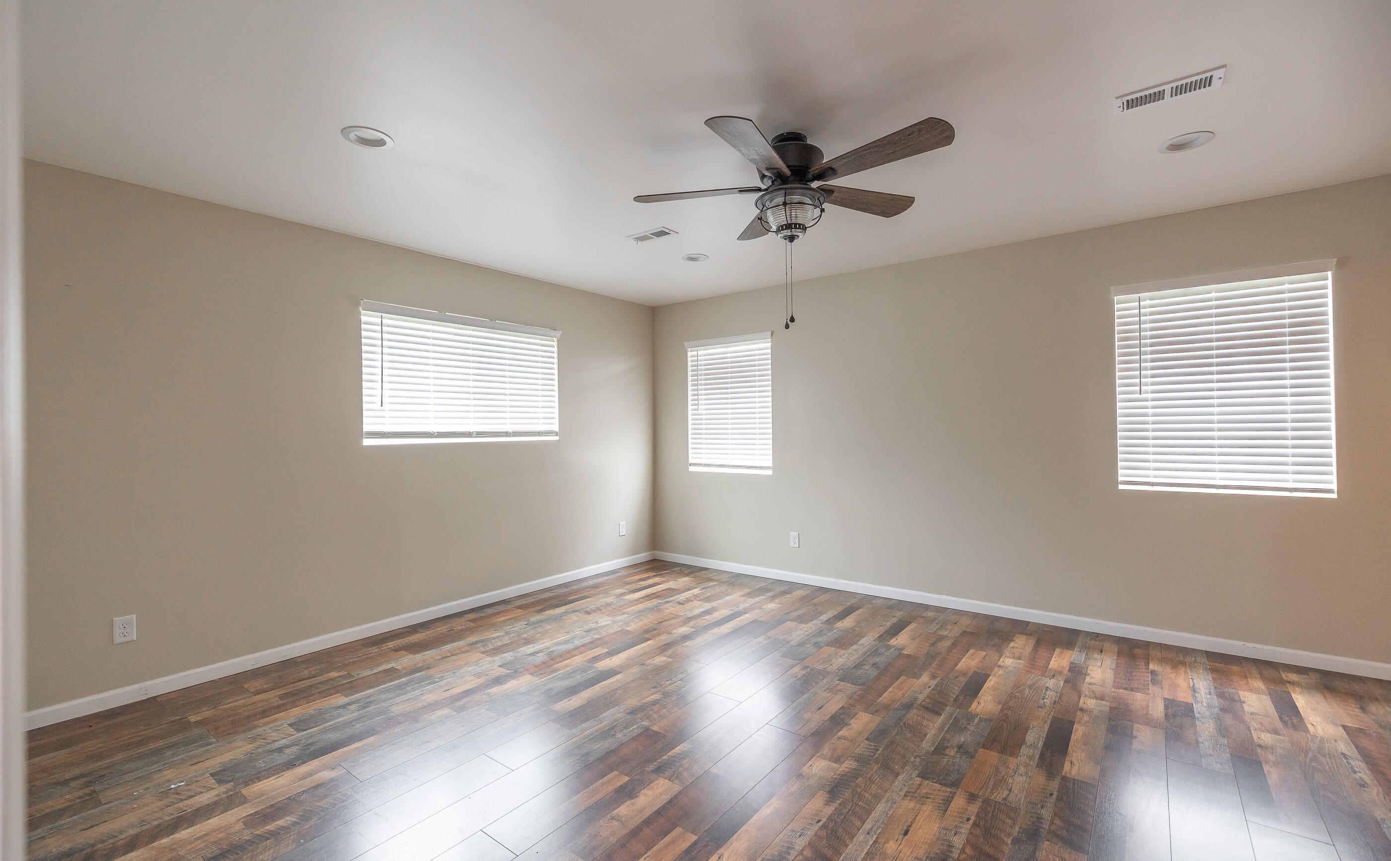 7195 Highway Kk Property Photo 13