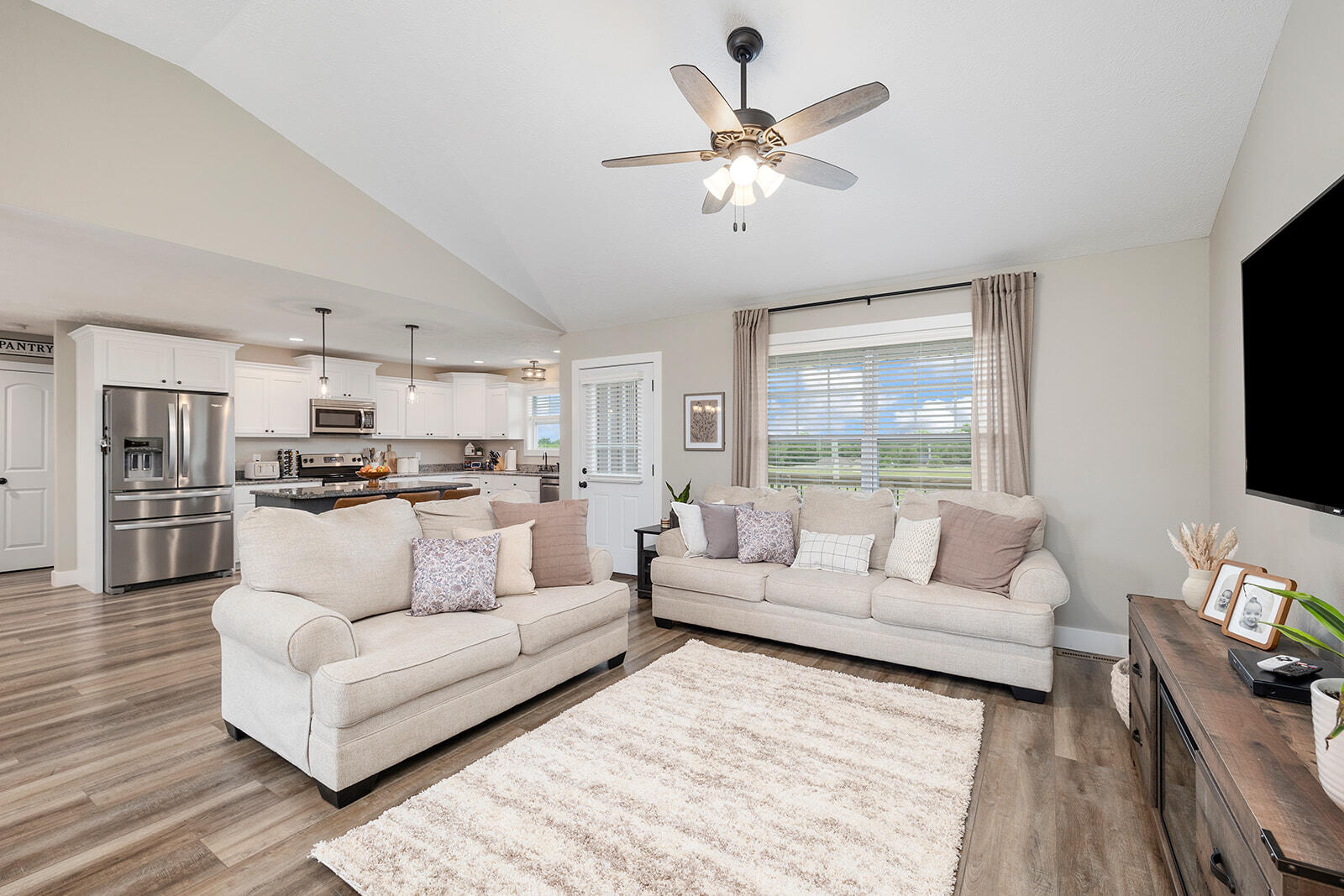 2025 Diego Court Property Photo 4