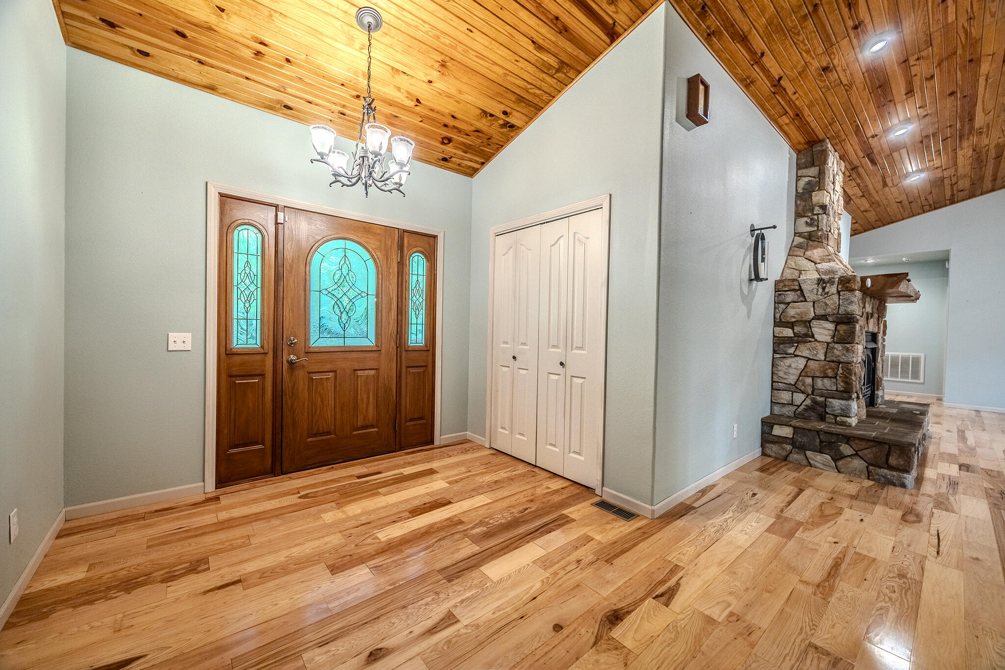 10925 Highway 63 Property Photo 6