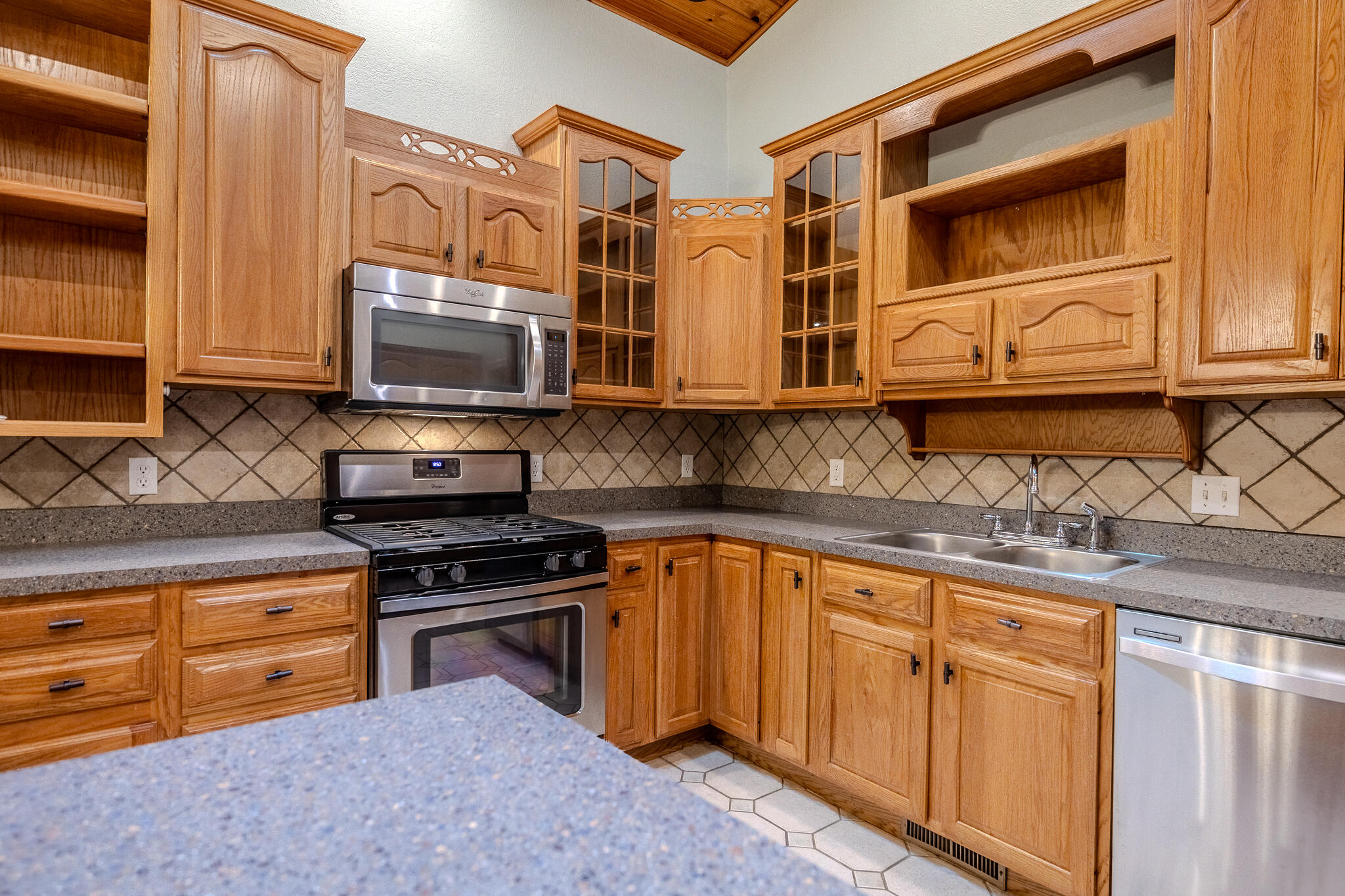 10925 Highway 63 Property Photo 13