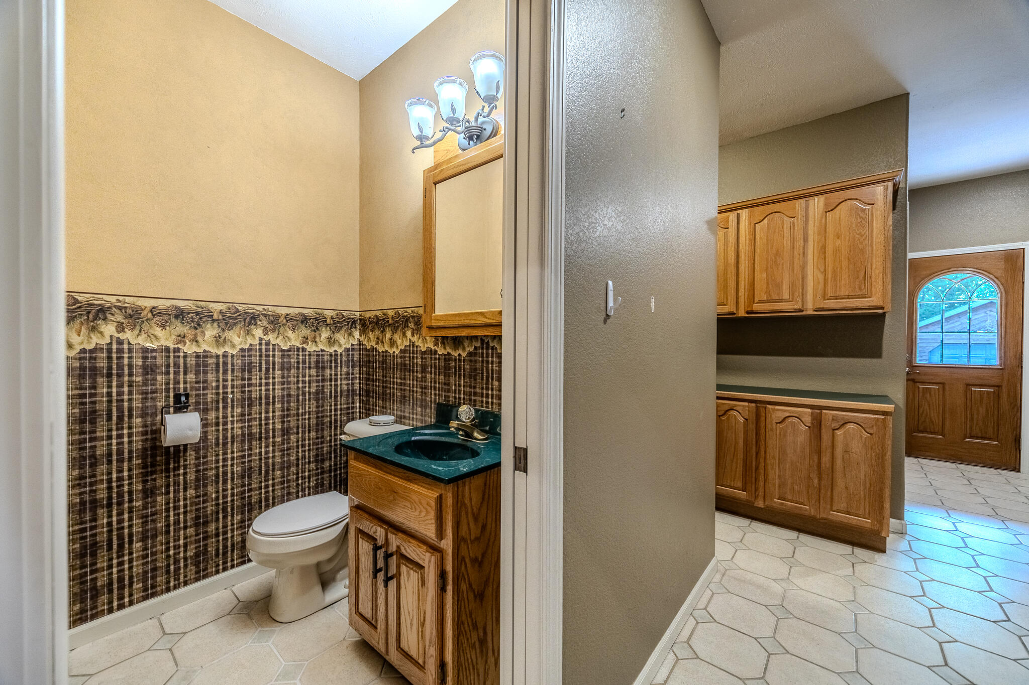 10925 Highway 63 Property Photo 15