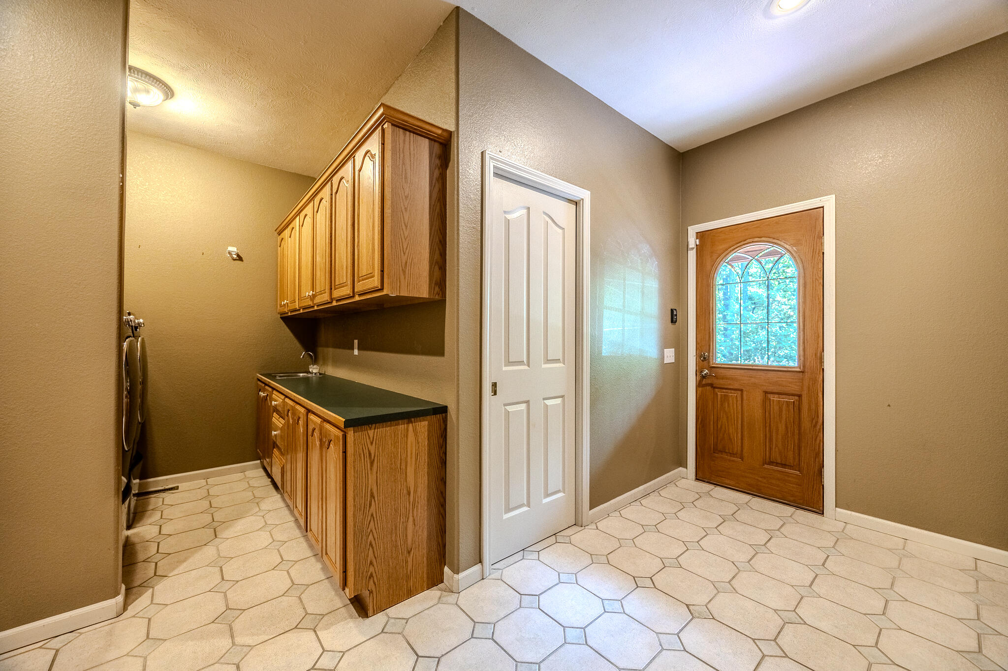 10925 Highway 63 Property Photo 16