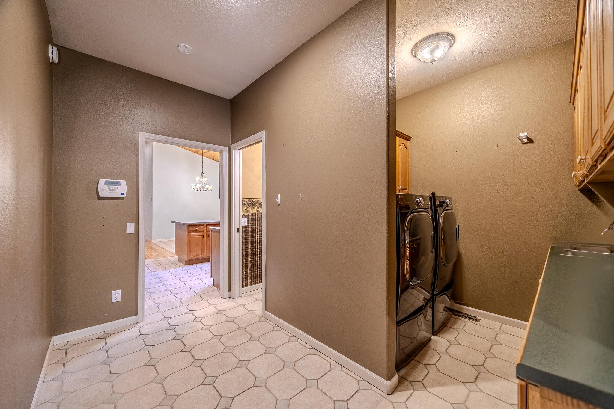 10925 Highway 63 Property Photo 19