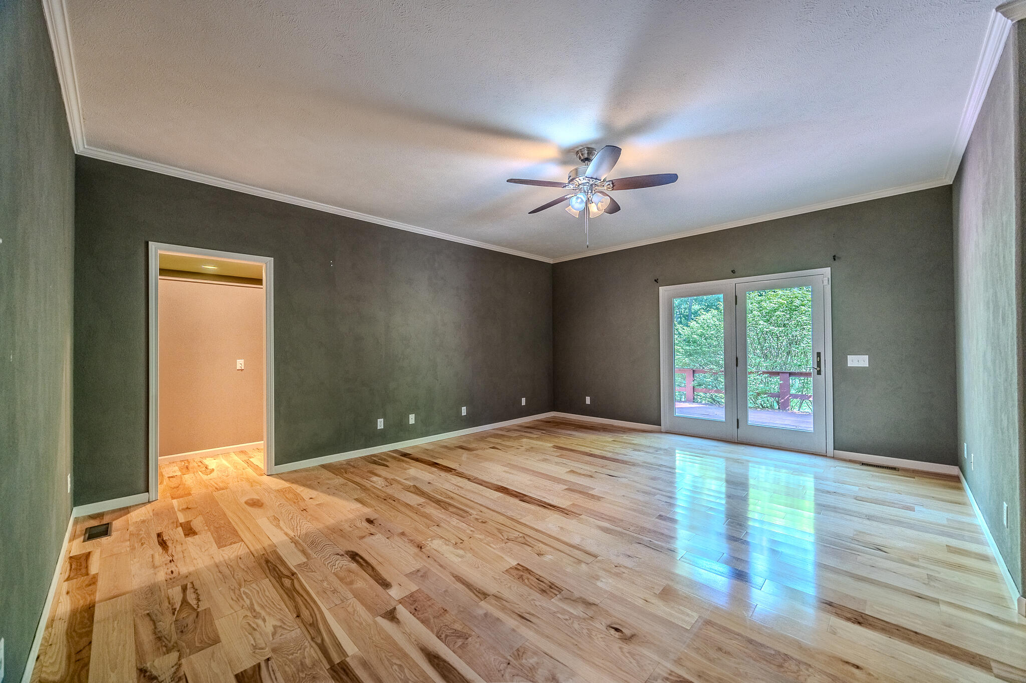 10925 Highway 63 Property Photo 36