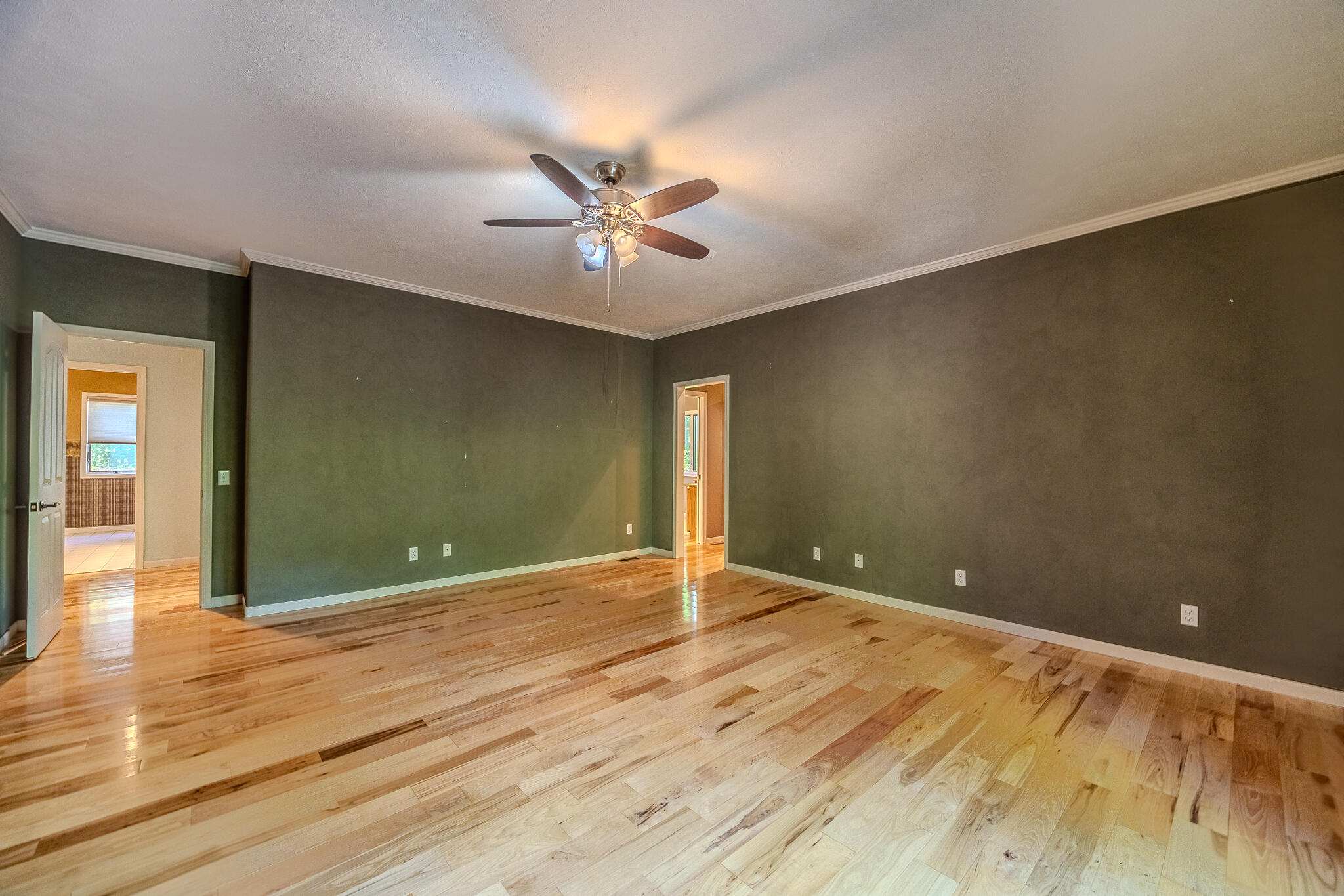 10925 Highway 63 Property Photo 37