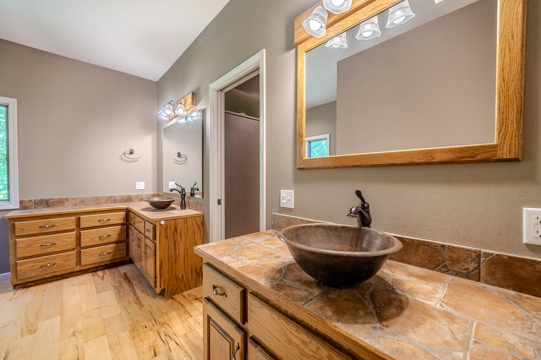 10925 Highway 63 Property Photo 40