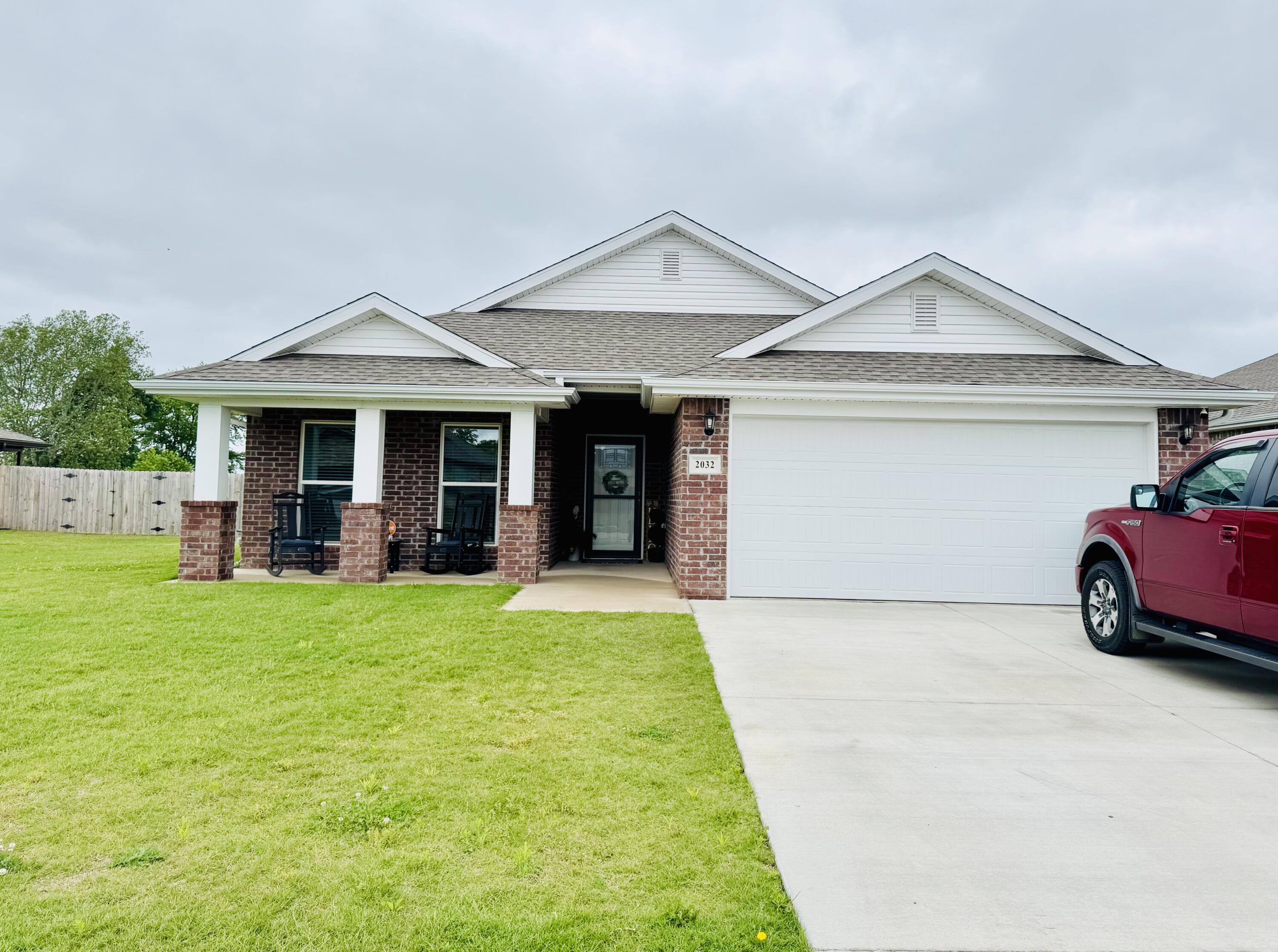 2032 Eagle Drive Property Photo 1