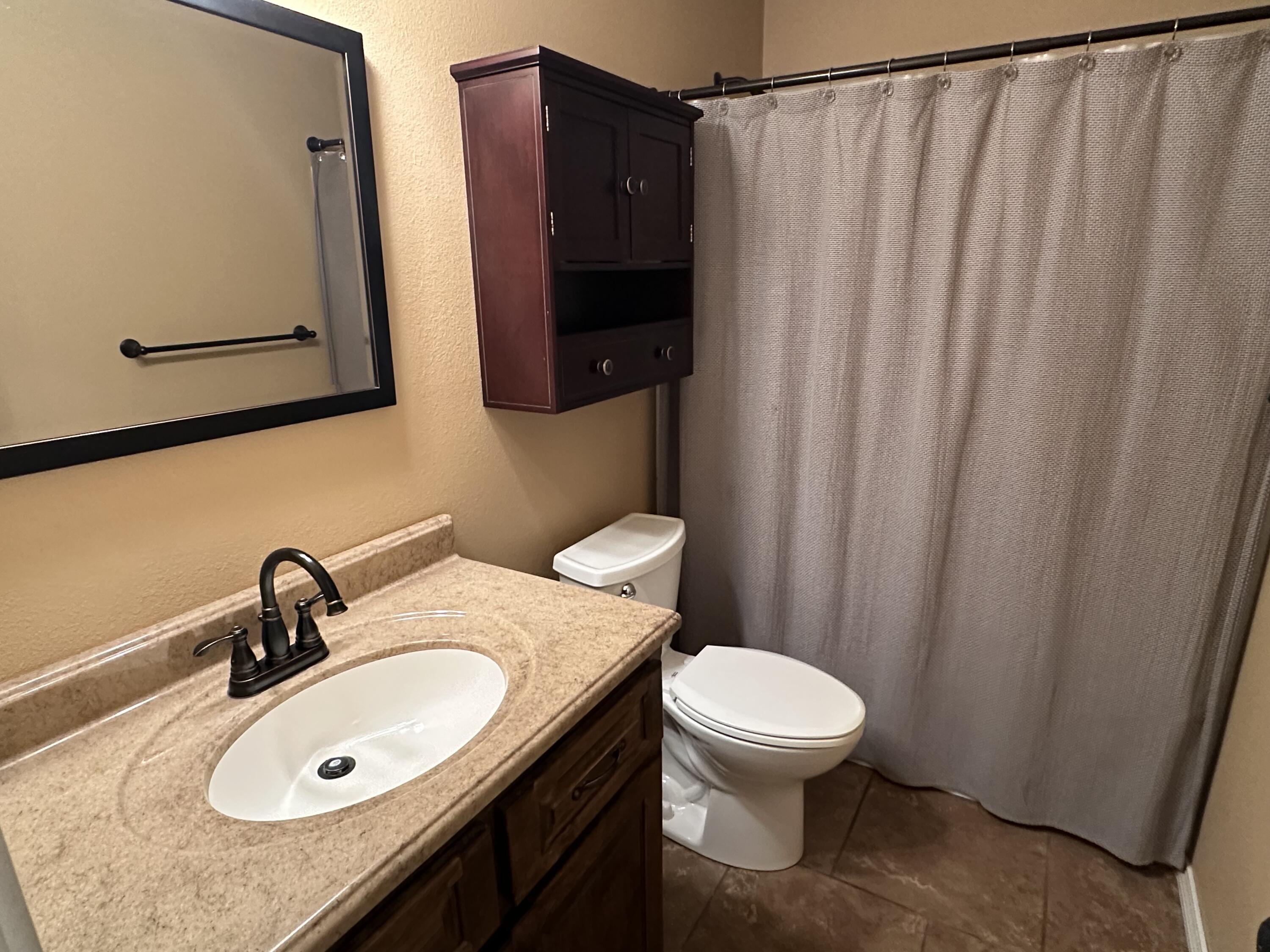 2818 East 16th Street Property Photo 13