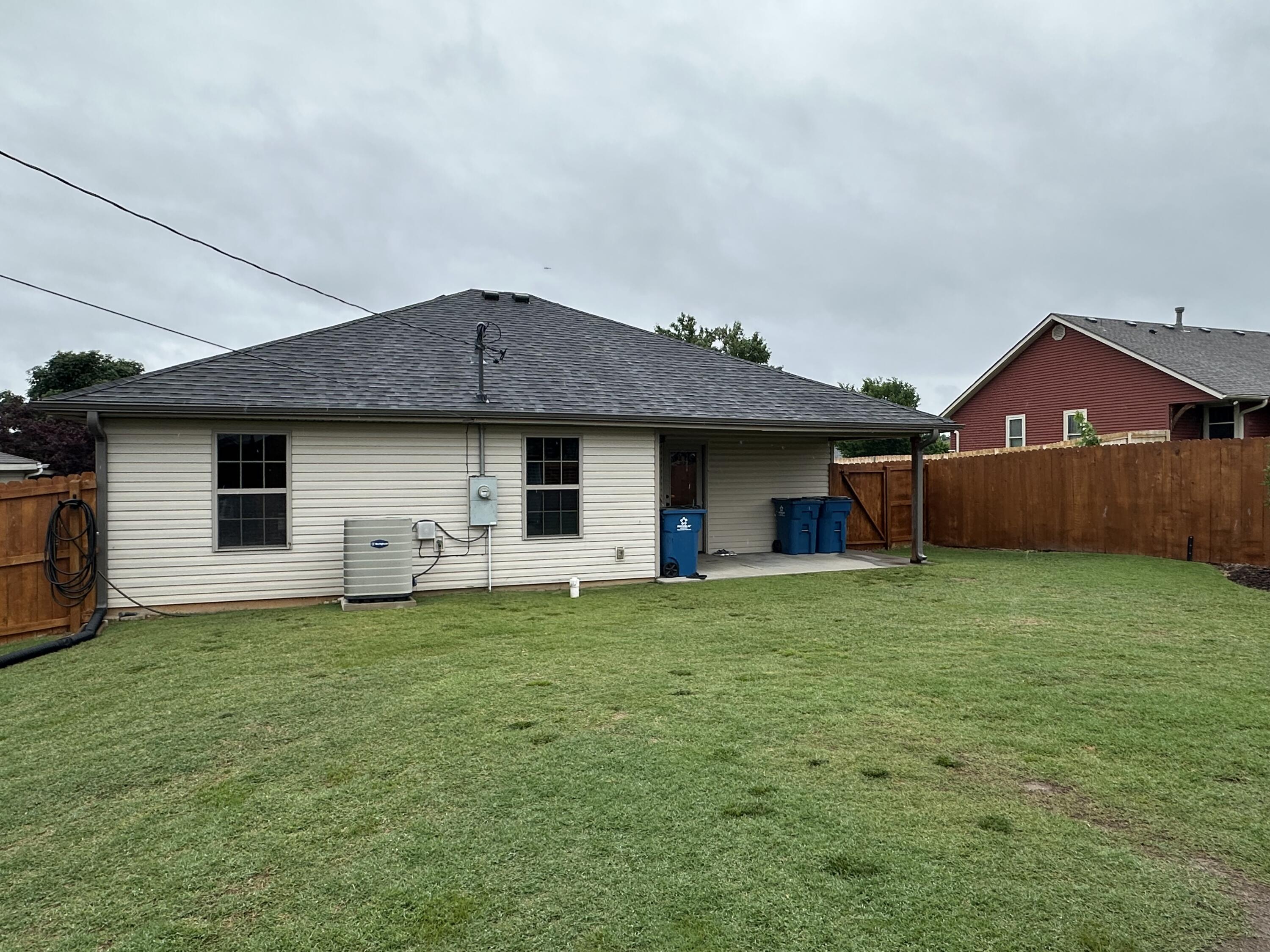 2818 East 16th Street Property Photo 17