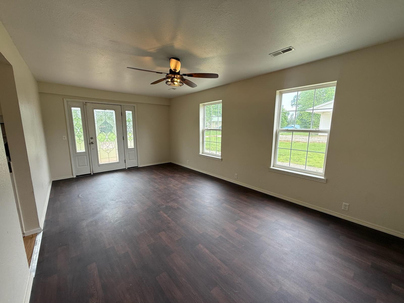 104 County Road 273 Property Photo 5