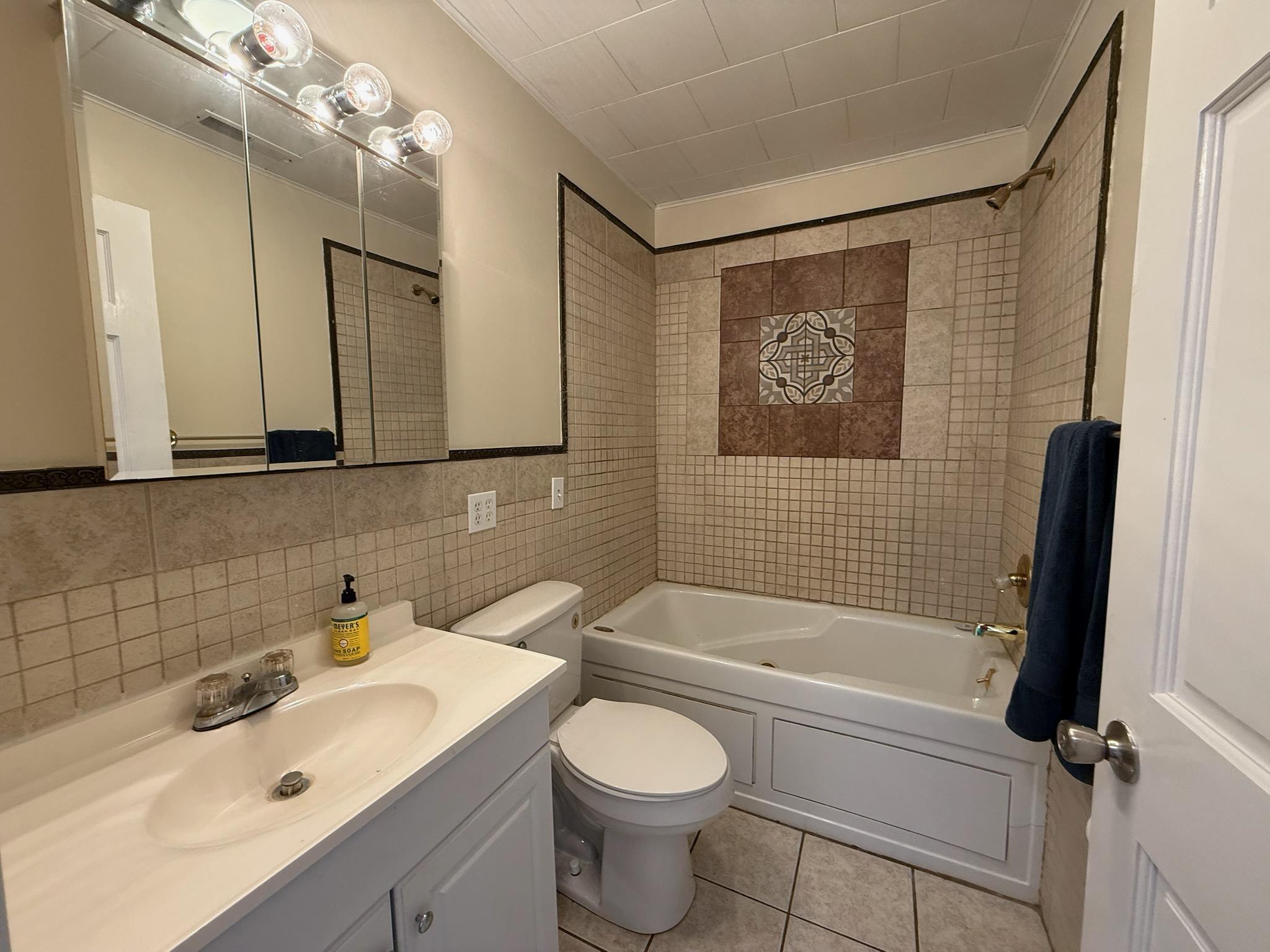 104 County Road 273 Property Photo 15