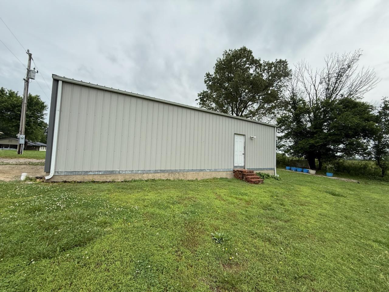 104 County Road 273 Property Photo 31