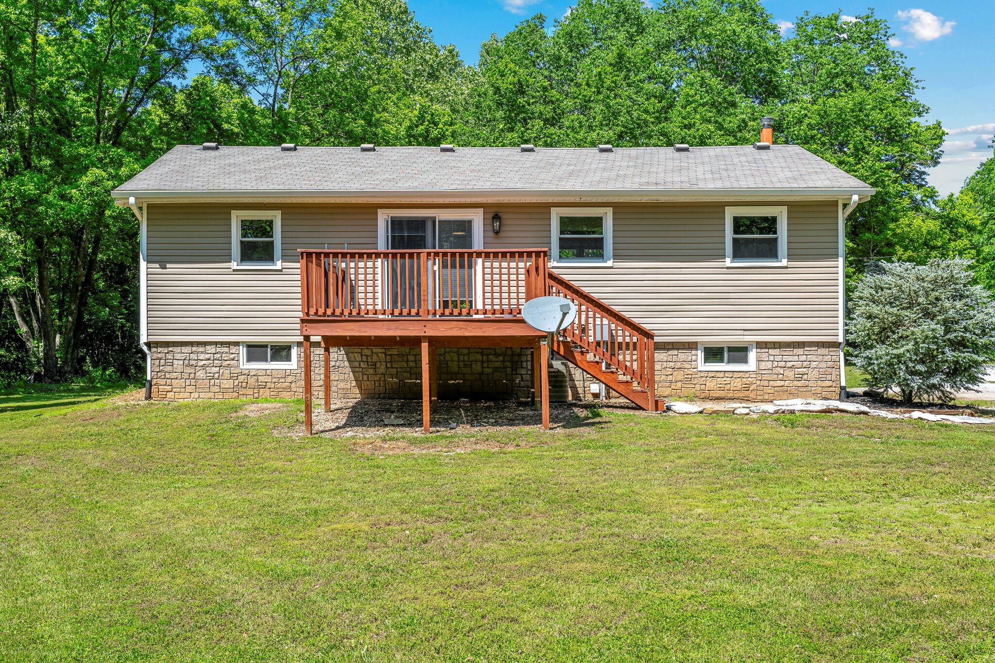 952 Monterrey Road Property Photo 27