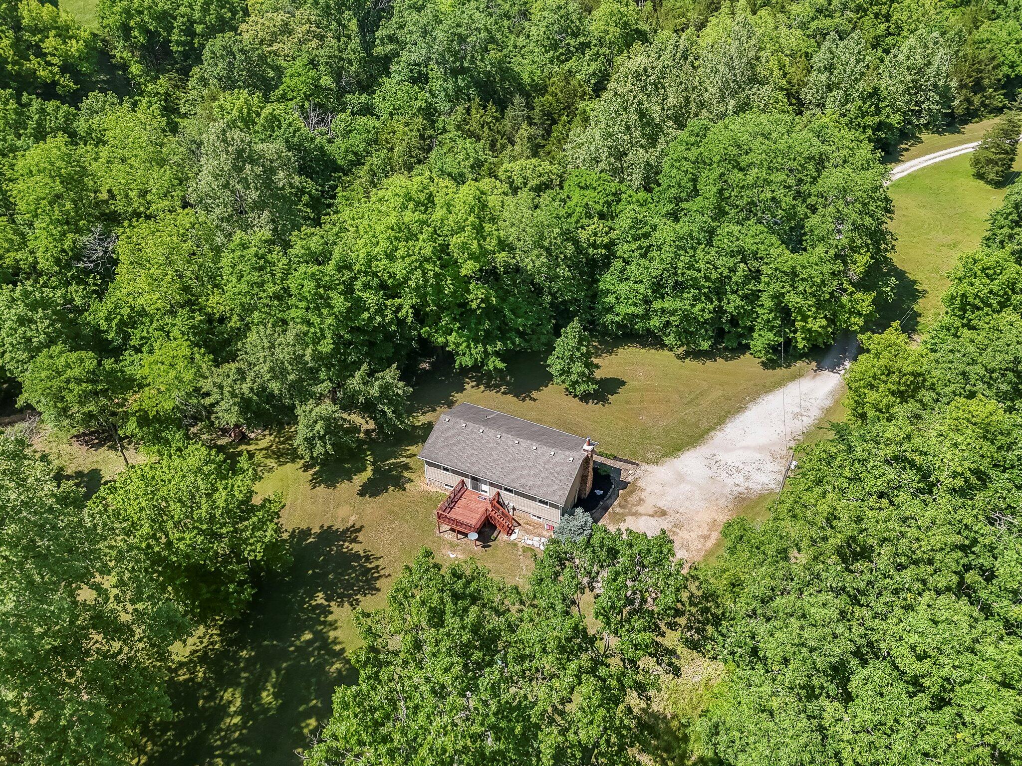 952 Monterrey Road Property Photo 33