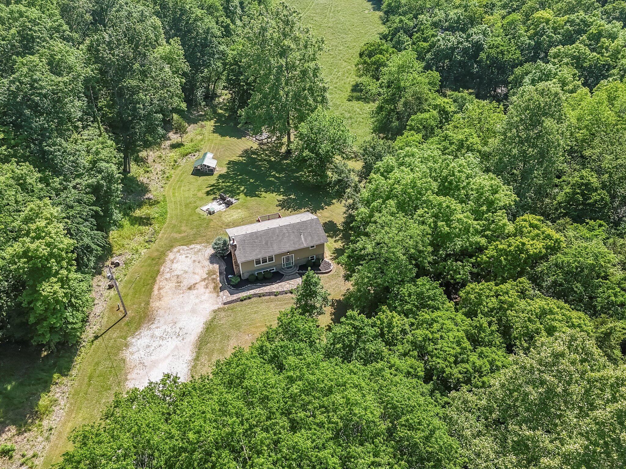 952 Monterrey Road Property Photo 34