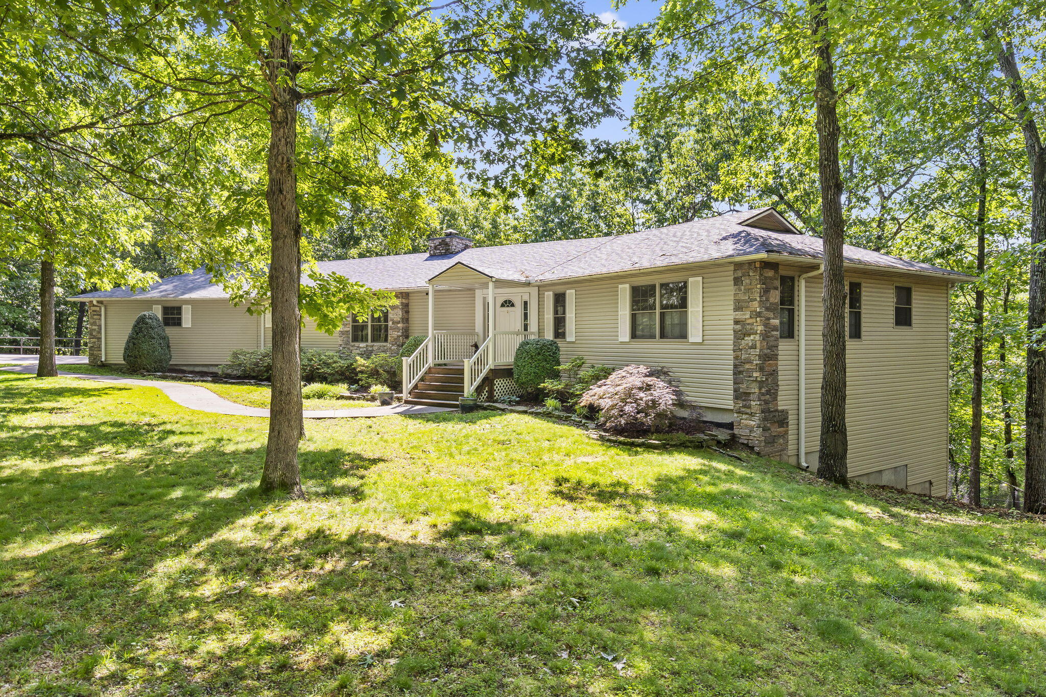 368 Whitfield Lane Property Photo 6