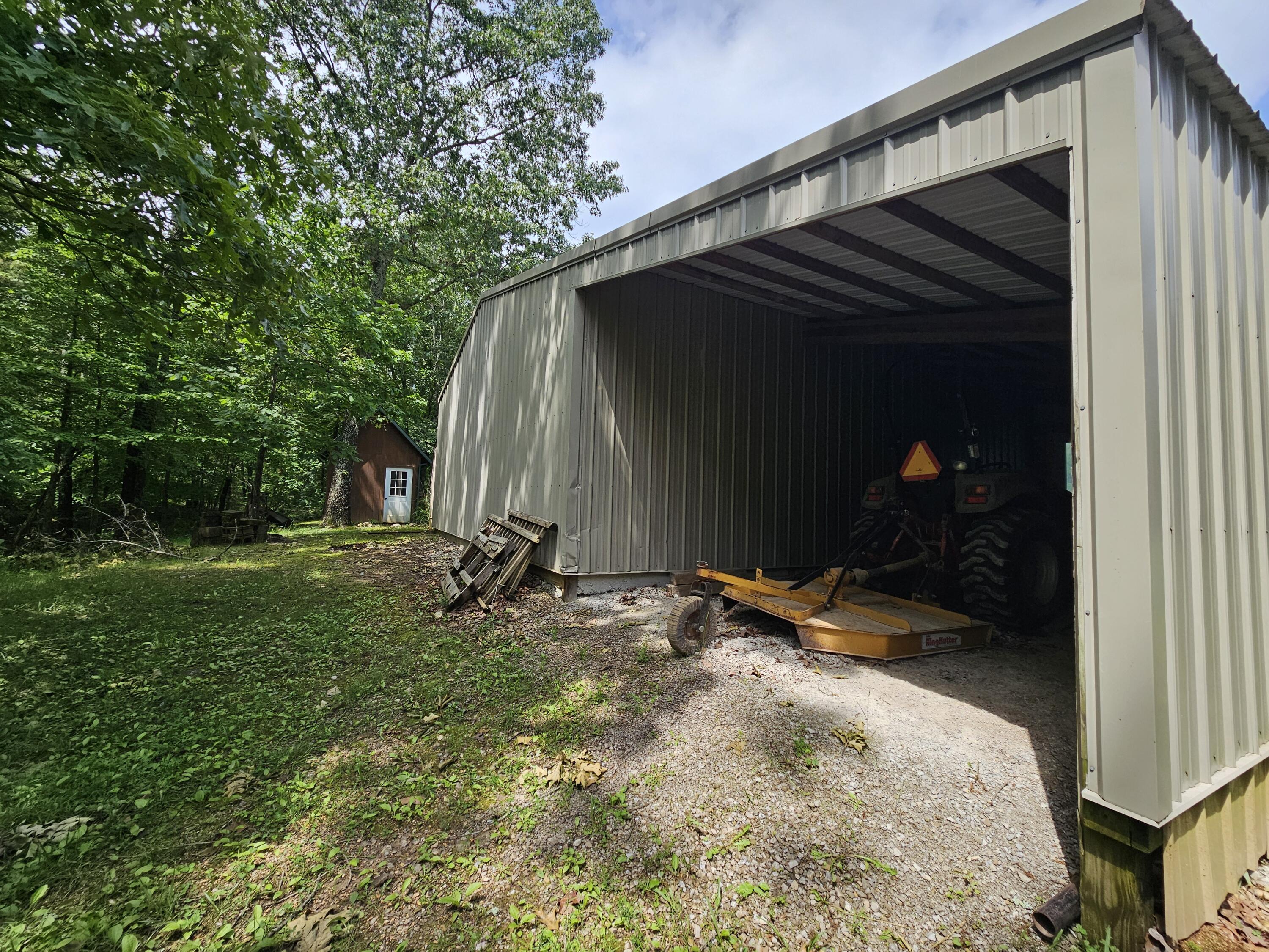 9726 County Road 8530 Property Photo 7