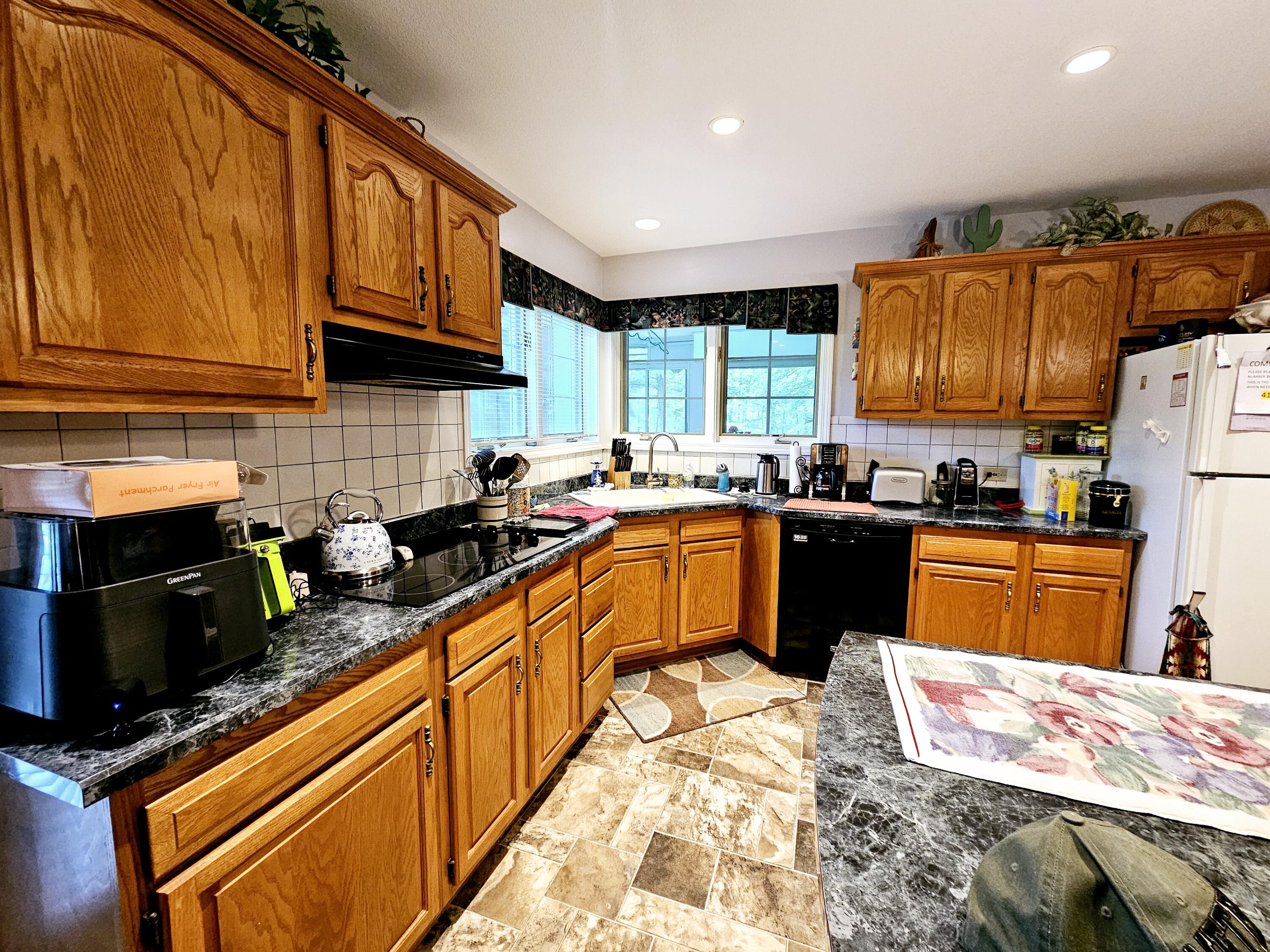 9726 County Road 8530 Property Photo 39