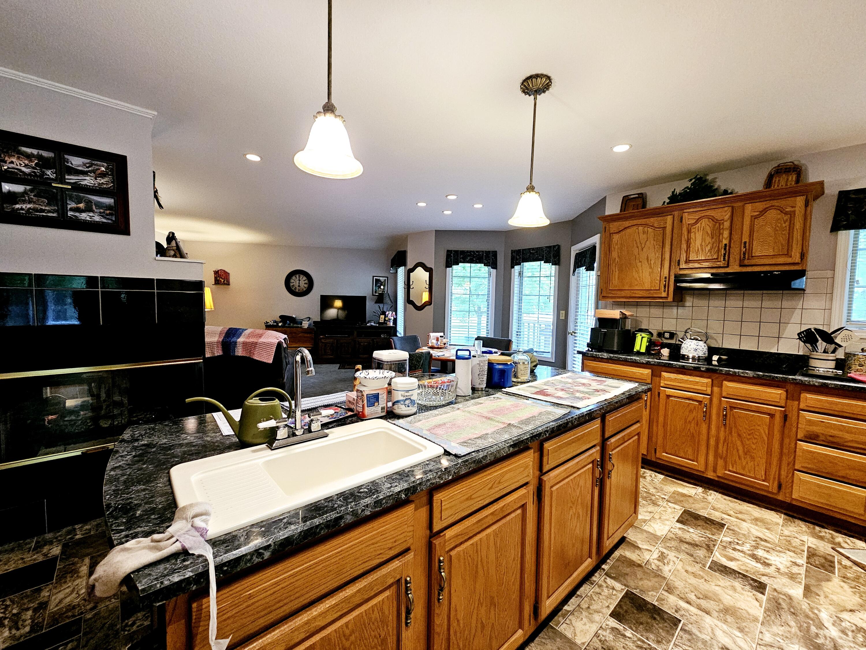 9726 County Road 8530 Property Photo 40