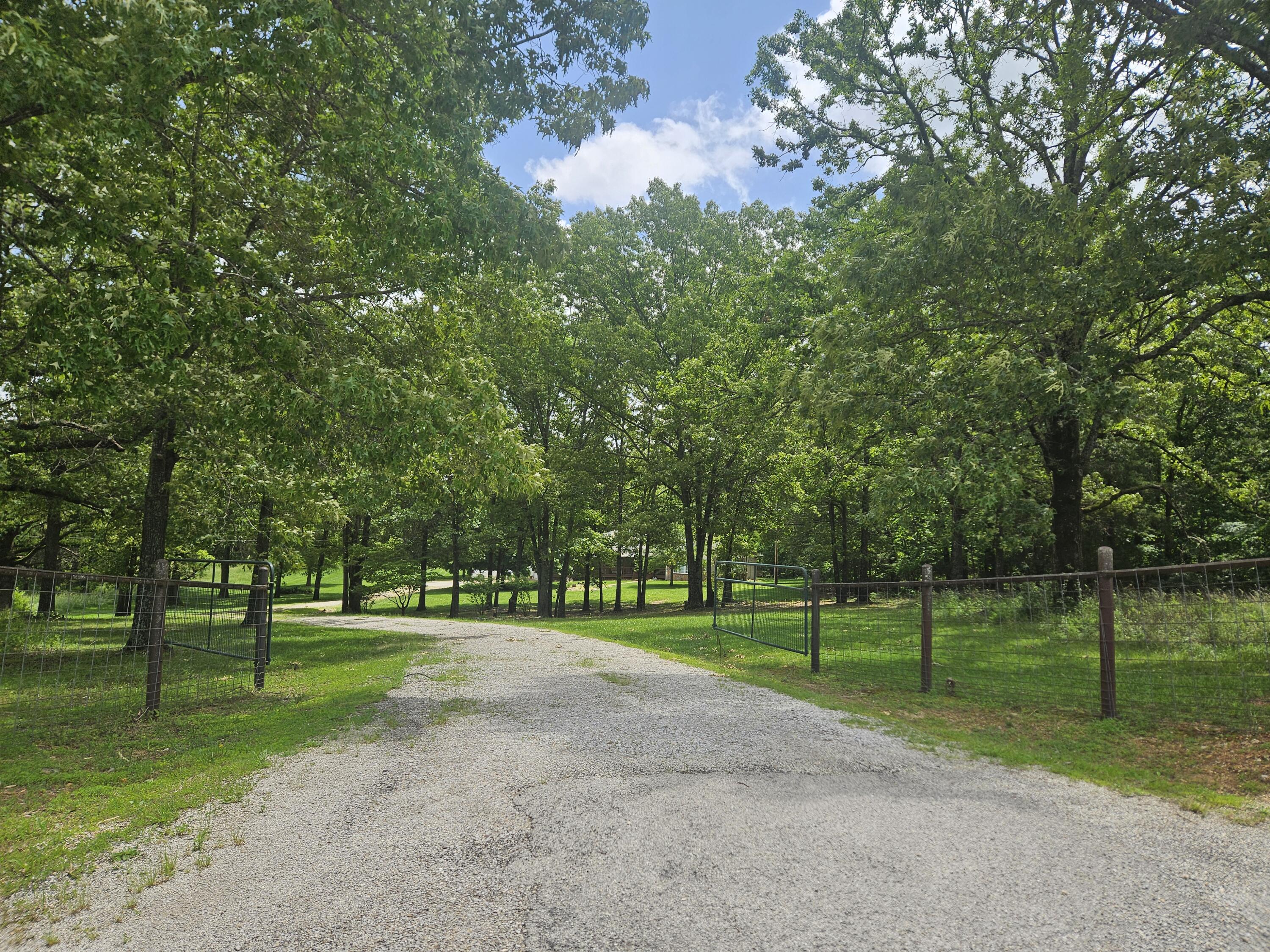 9726 County Road 8530 Property Photo 46