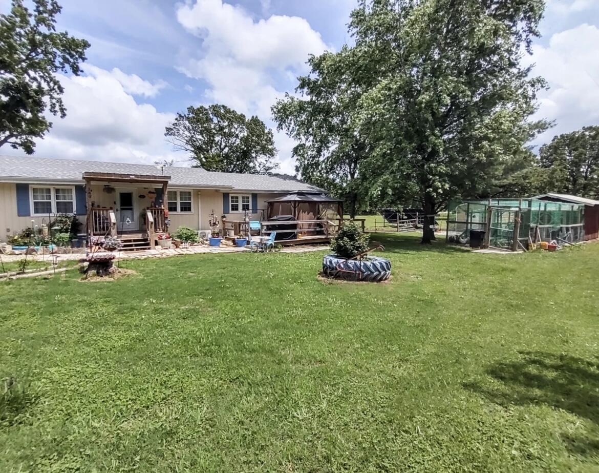 160 Clark Street Property Photo 3
