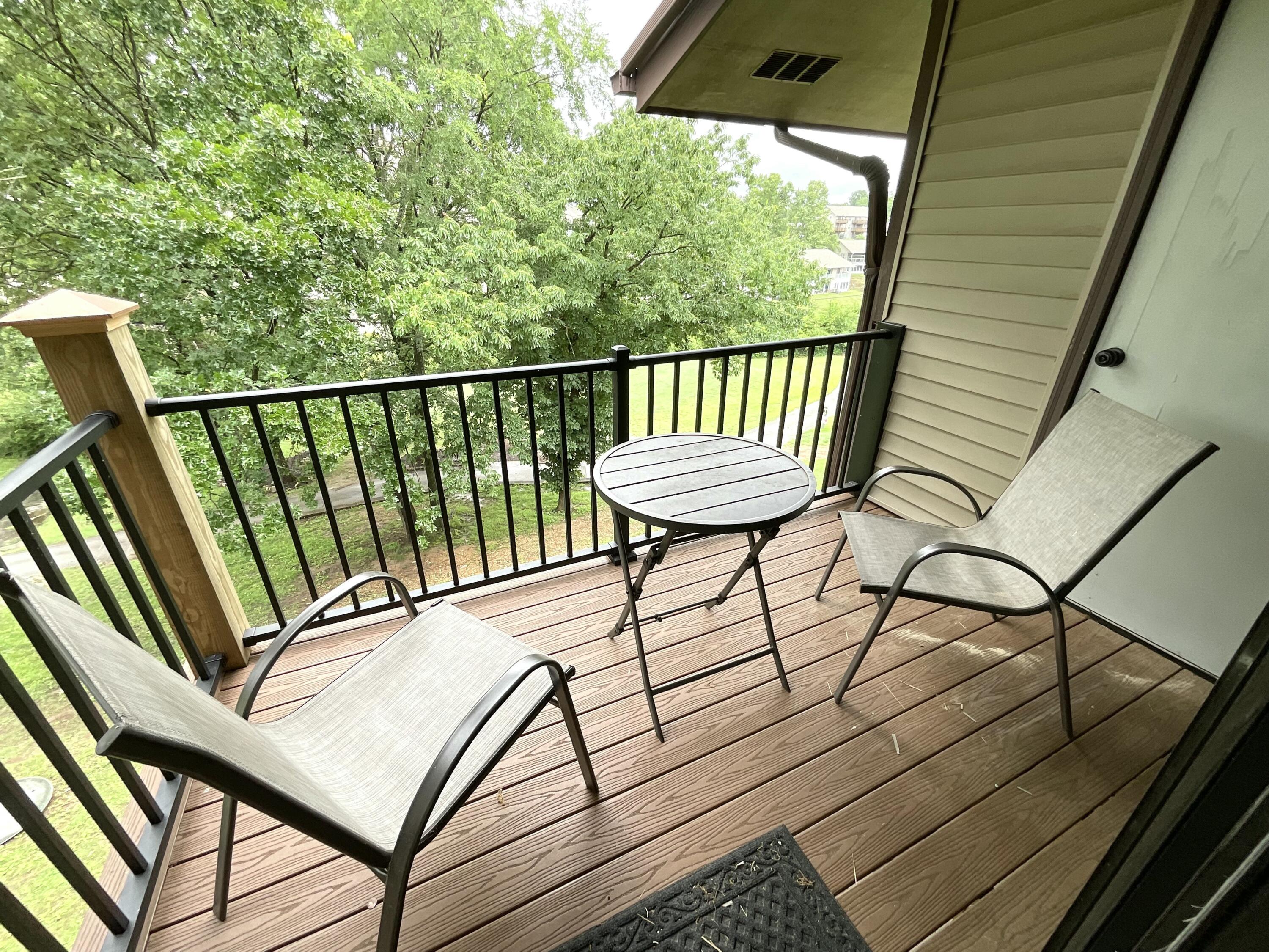 180 Lake Club Drive Property Photo 11