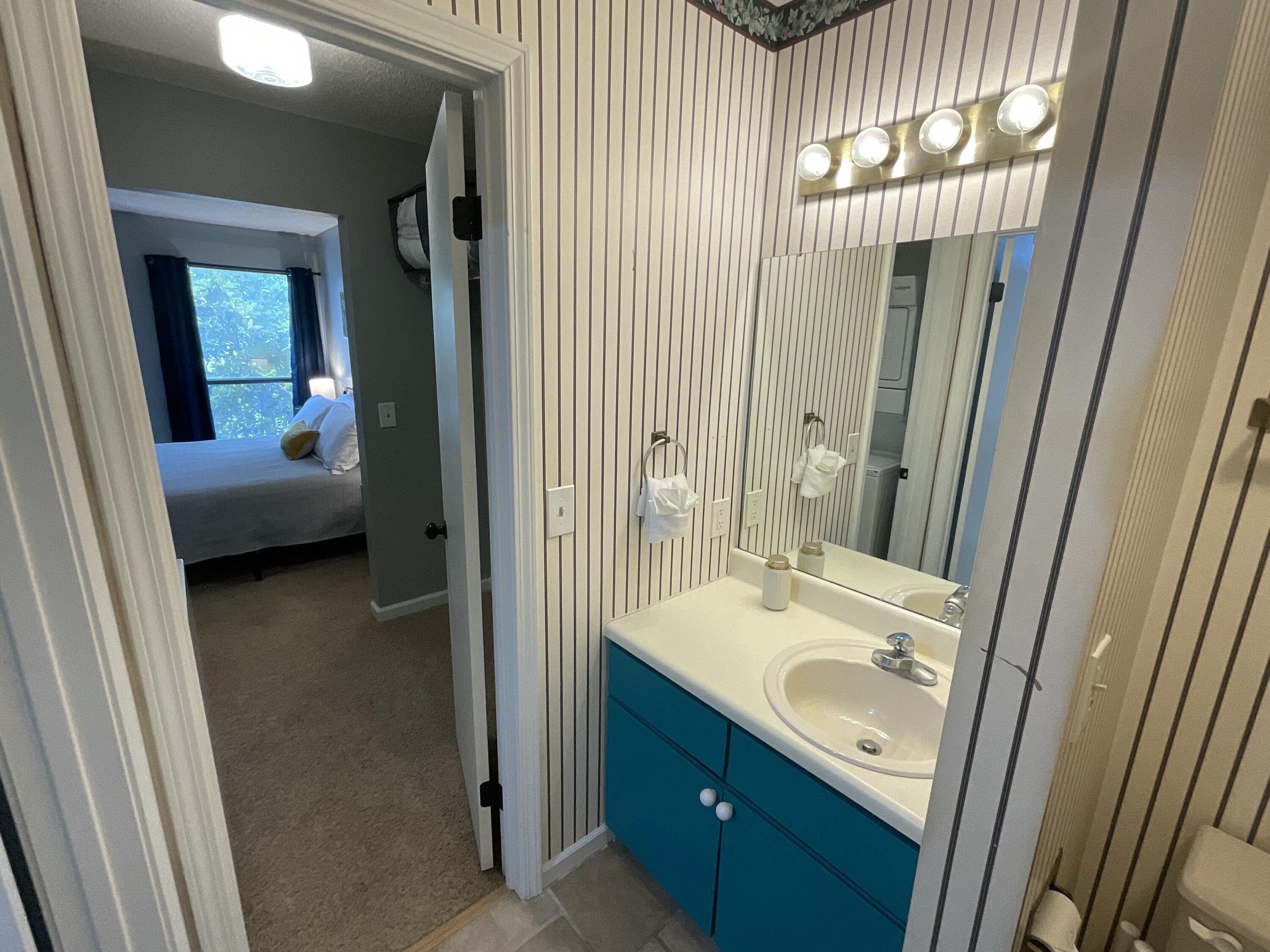 180 Lake Club Drive Property Photo 20