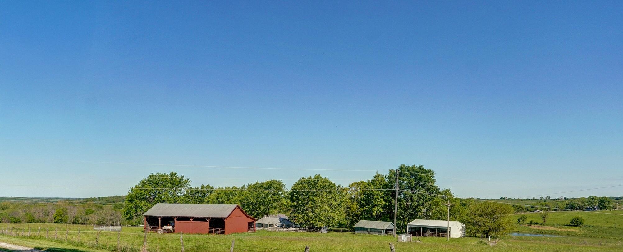 8568 North Farm Road 53 Property Photo 1
