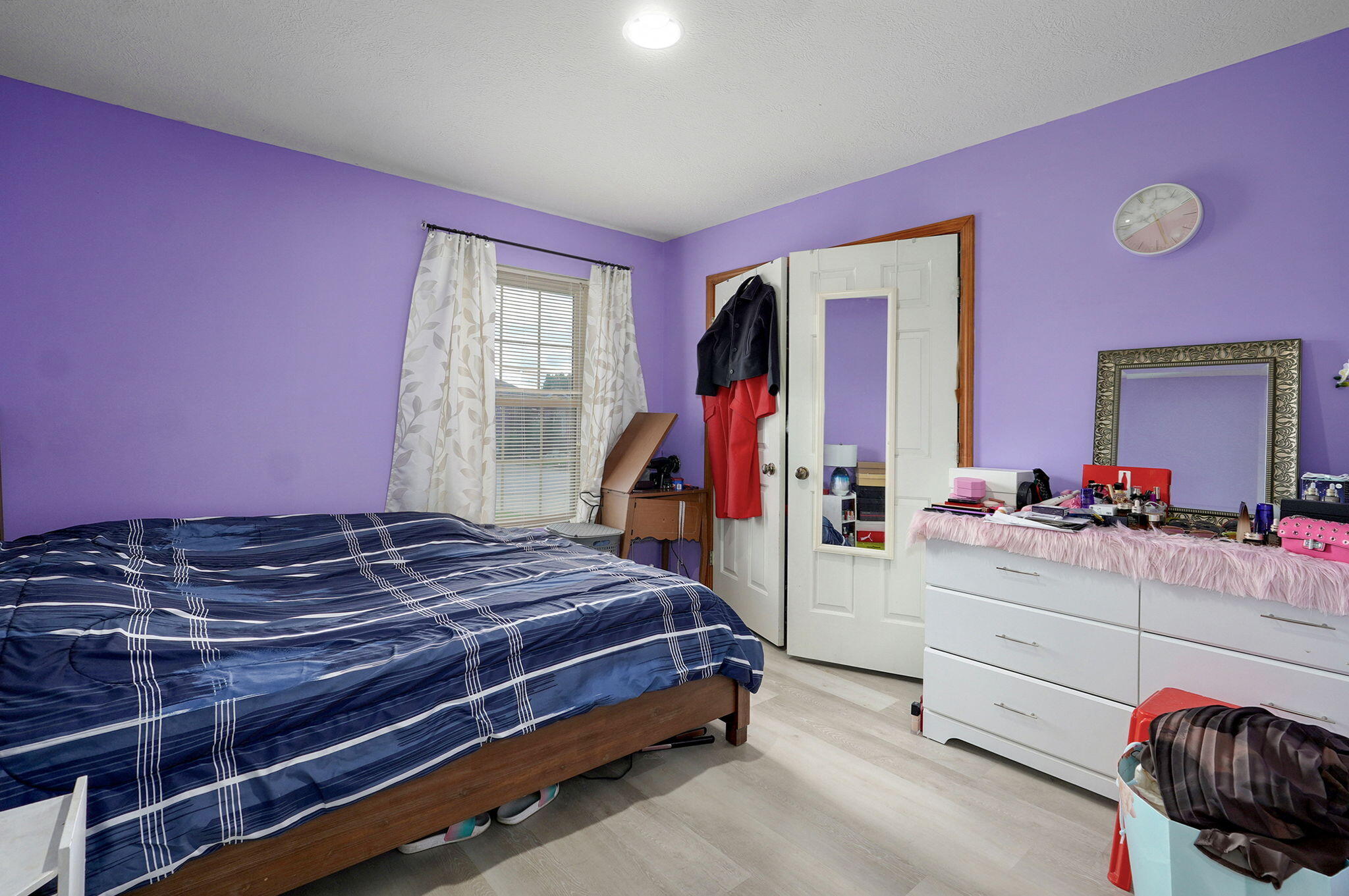 2852 South Pinehurst Avenue Property Photo 20