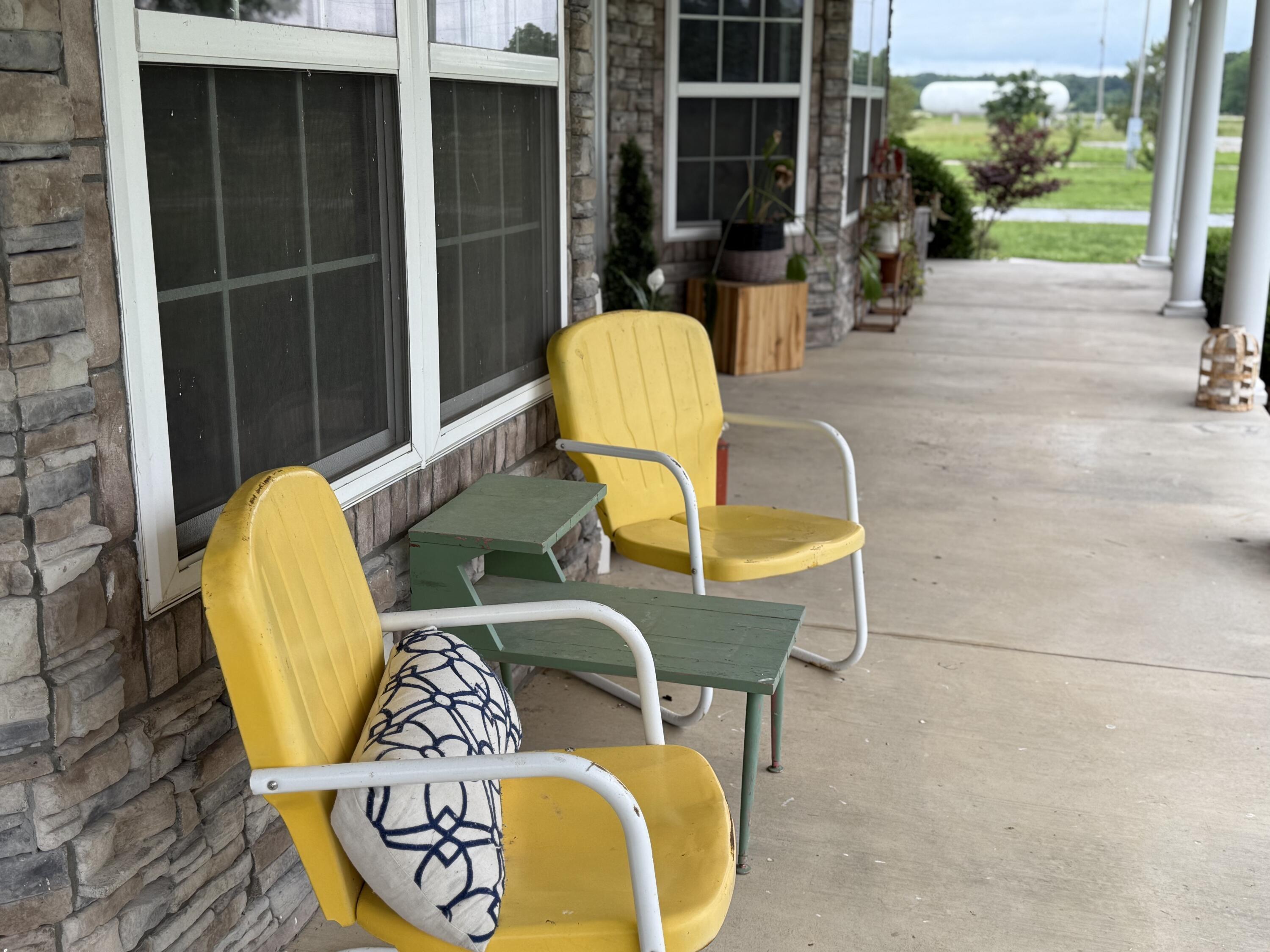 17981 Hottell Springs Road Property Photo 3