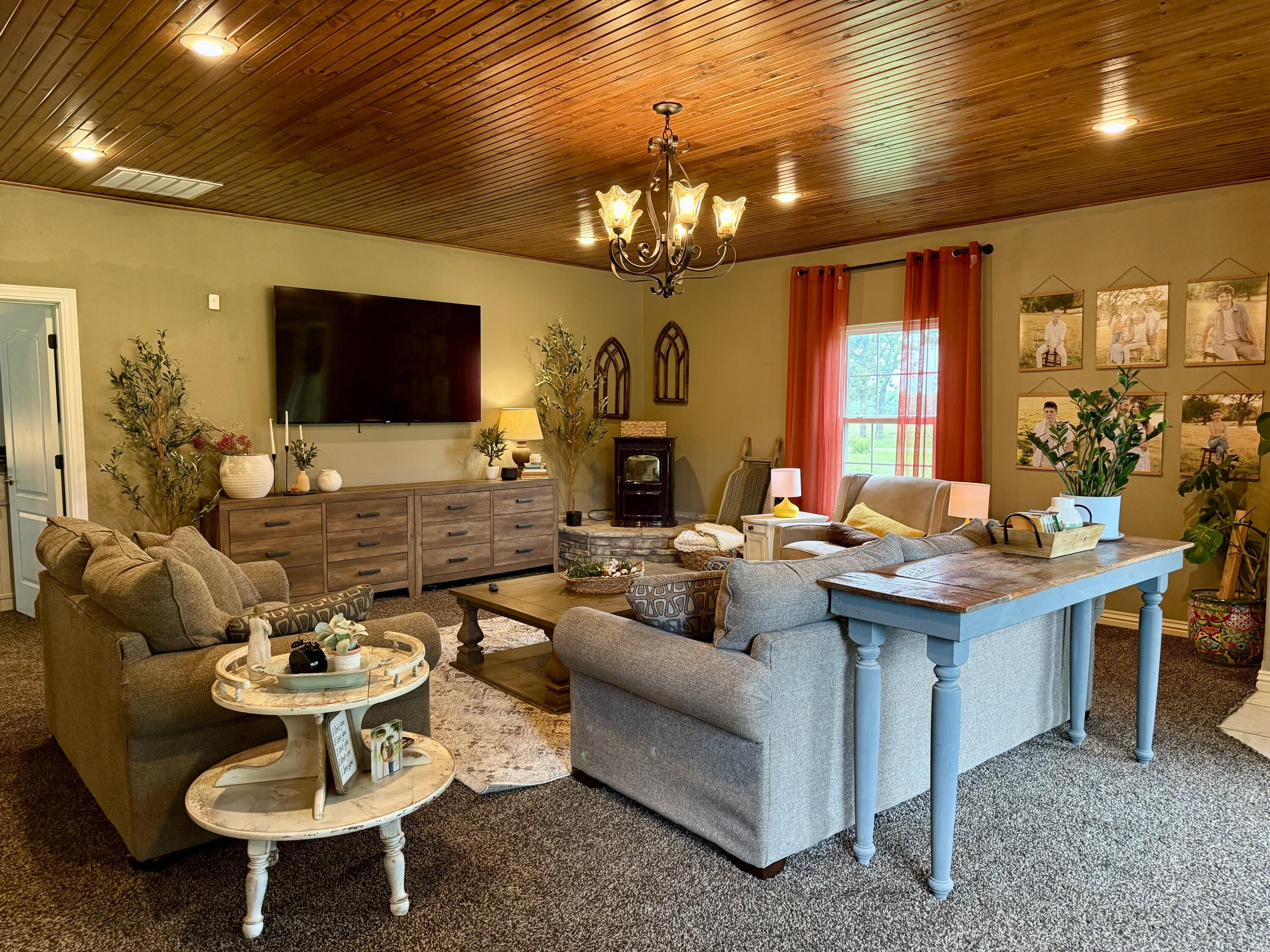17981 Hottell Springs Road Property Photo 7