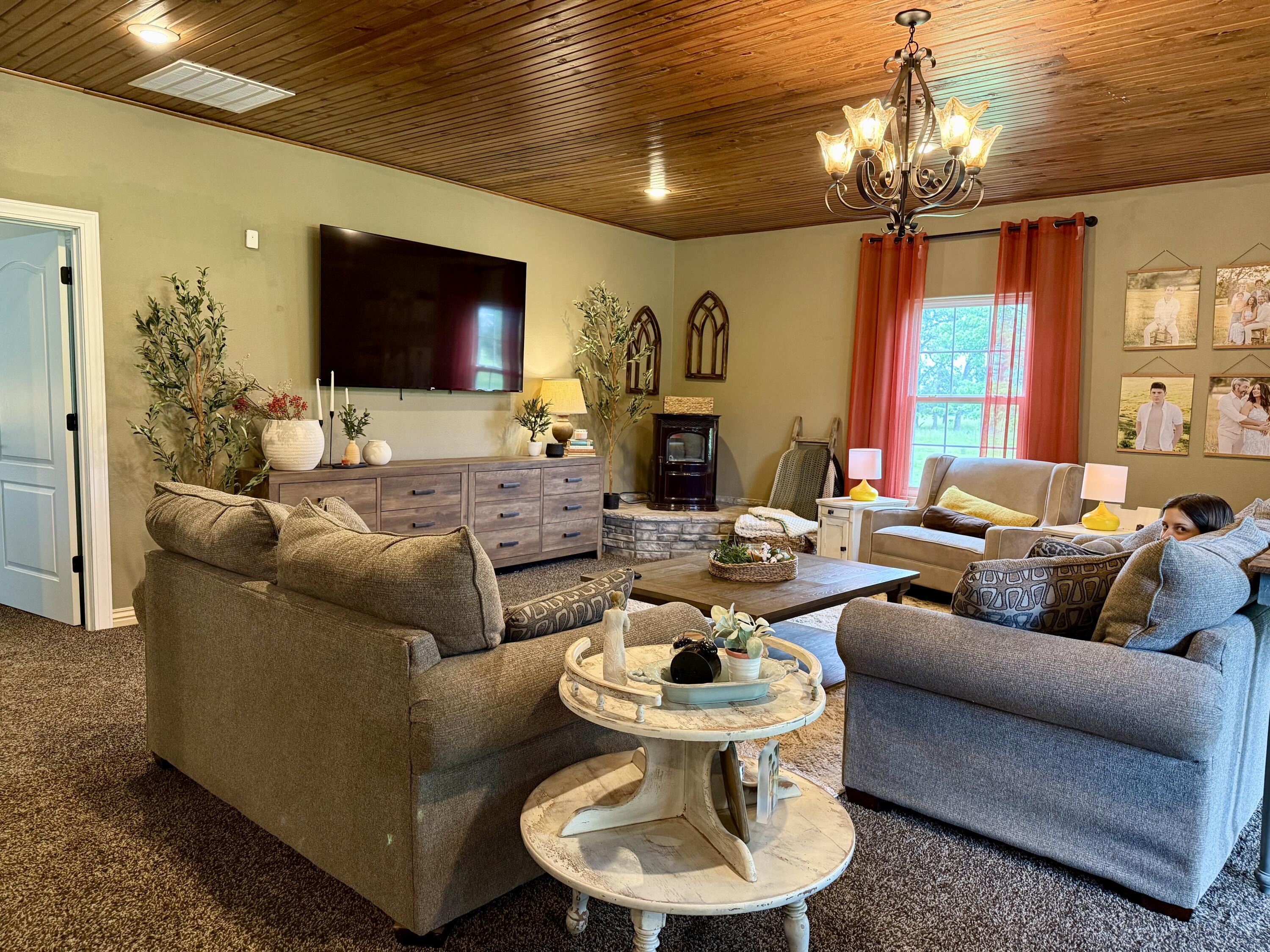 17981 Hottell Springs Road Property Photo 8