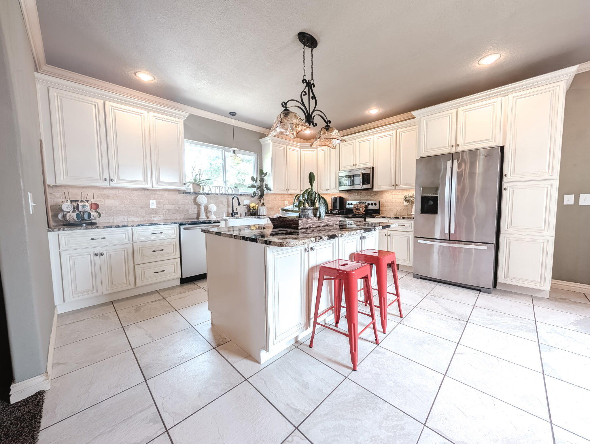 17981 Hottell Springs Road Property Photo 10