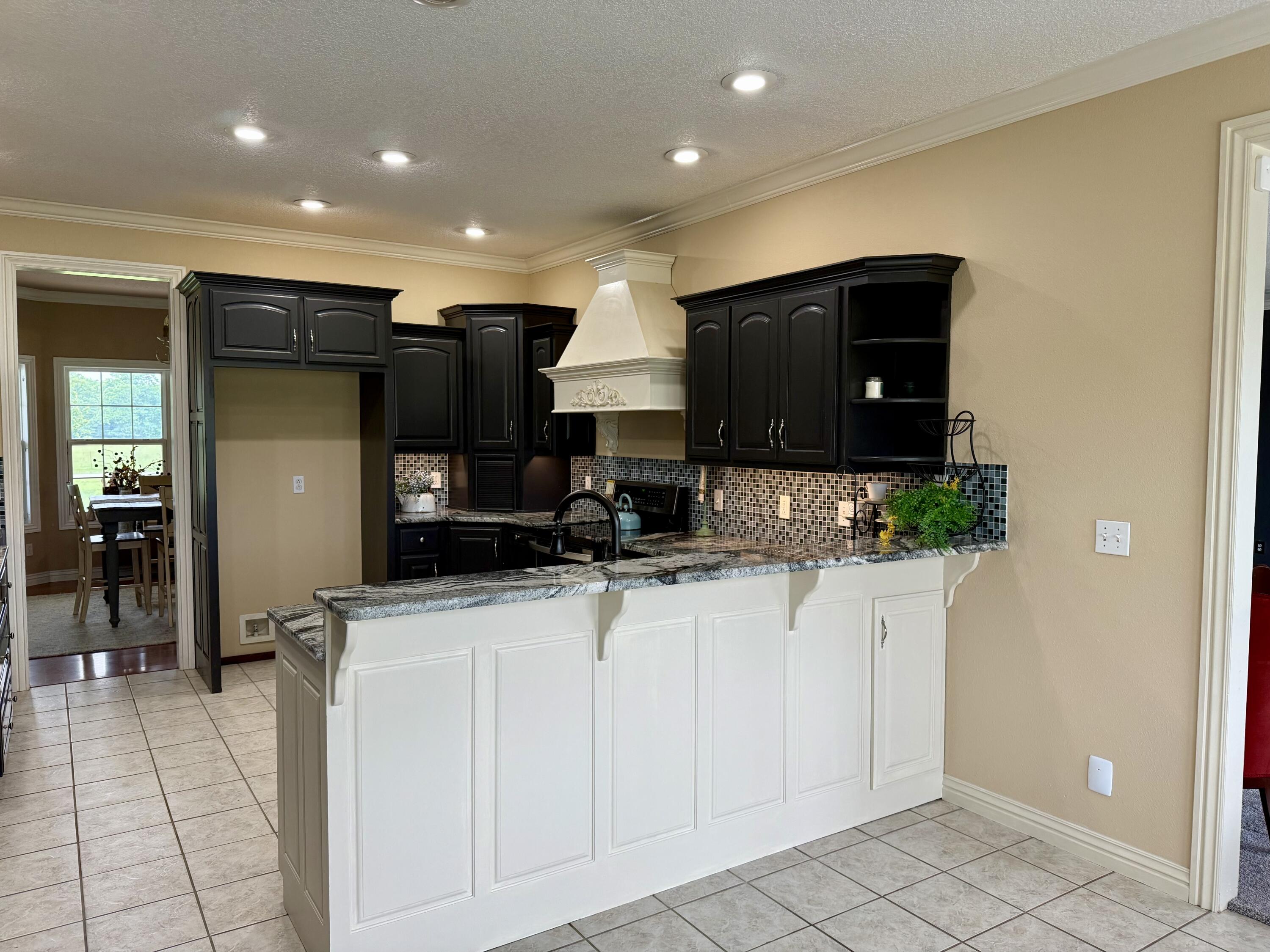 17981 Hottell Springs Road Property Photo 14