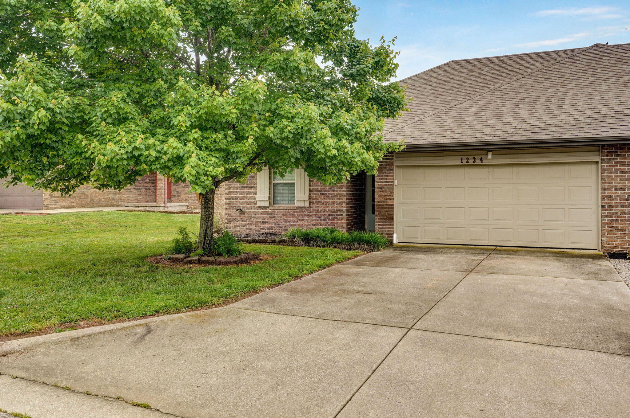 1234 1236 Vintage Lane Property Photo 3
