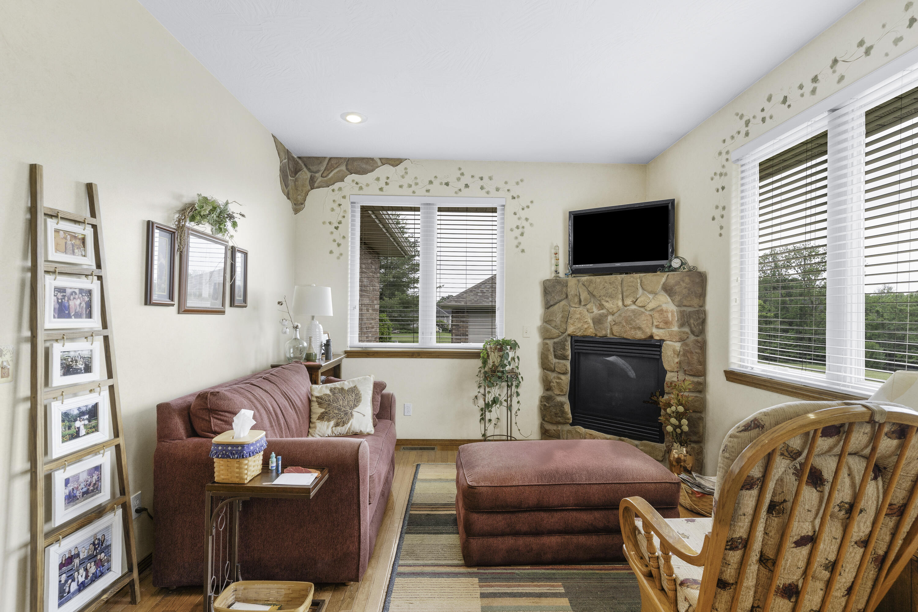 5731 North Willow Road Property Photo 28