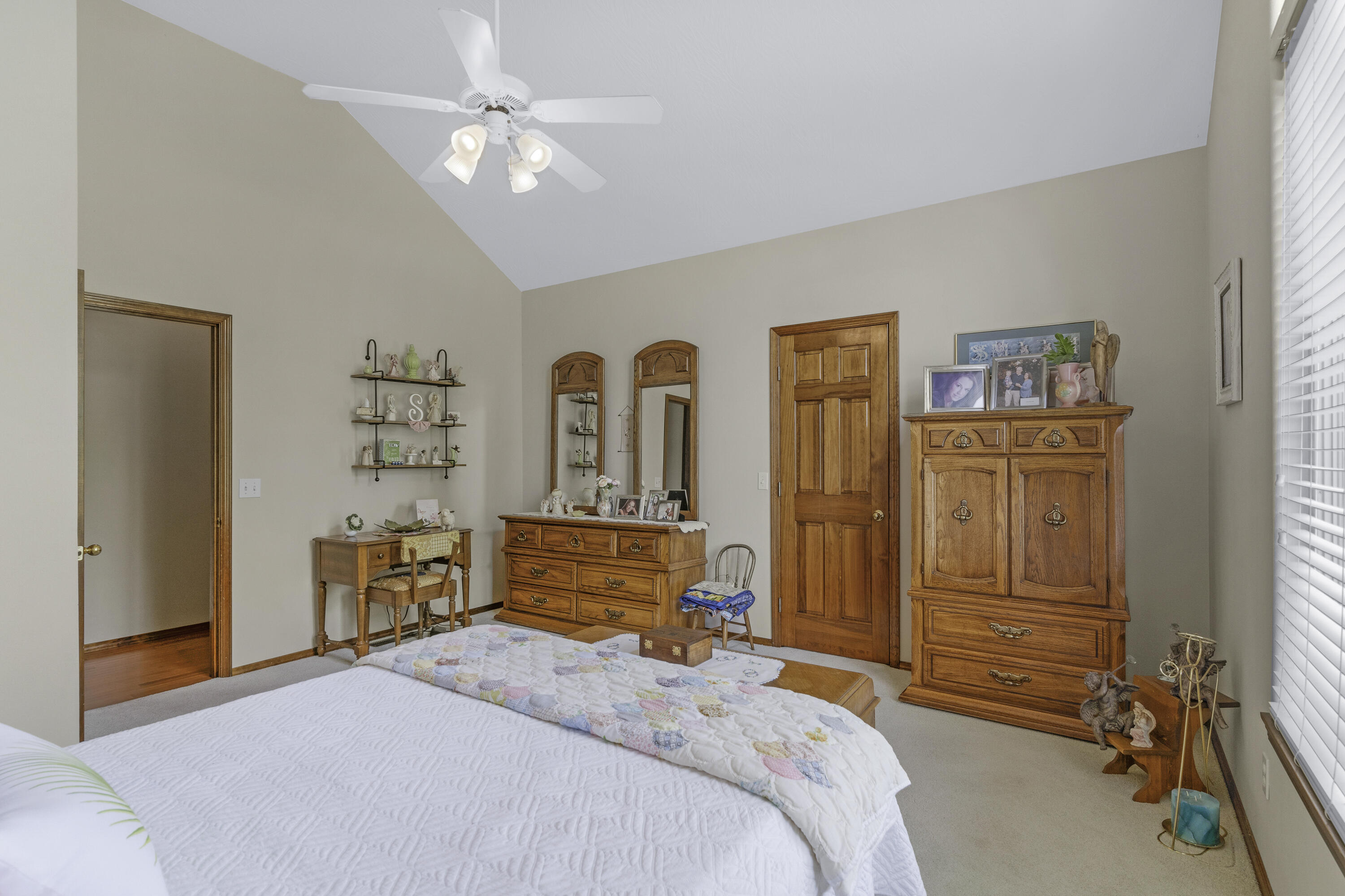 5731 North Willow Road Property Photo 39